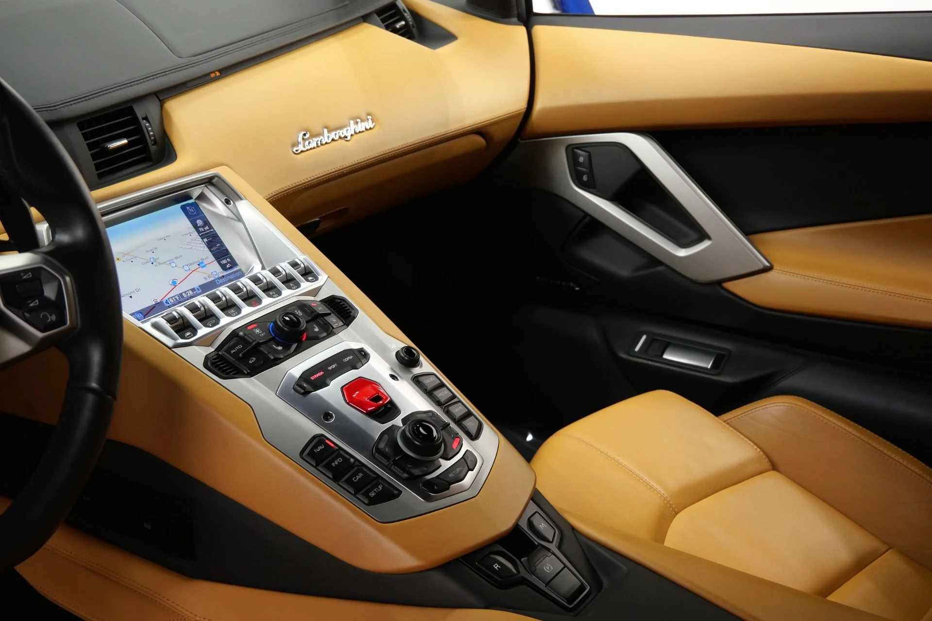 mph025_3951969116_Used_2014_Lamborghini_Aventador_LP_700_4_Beautiful_Color_Combination_Transparent_Engine_Bonnet_1774983686_6f3f7097f3