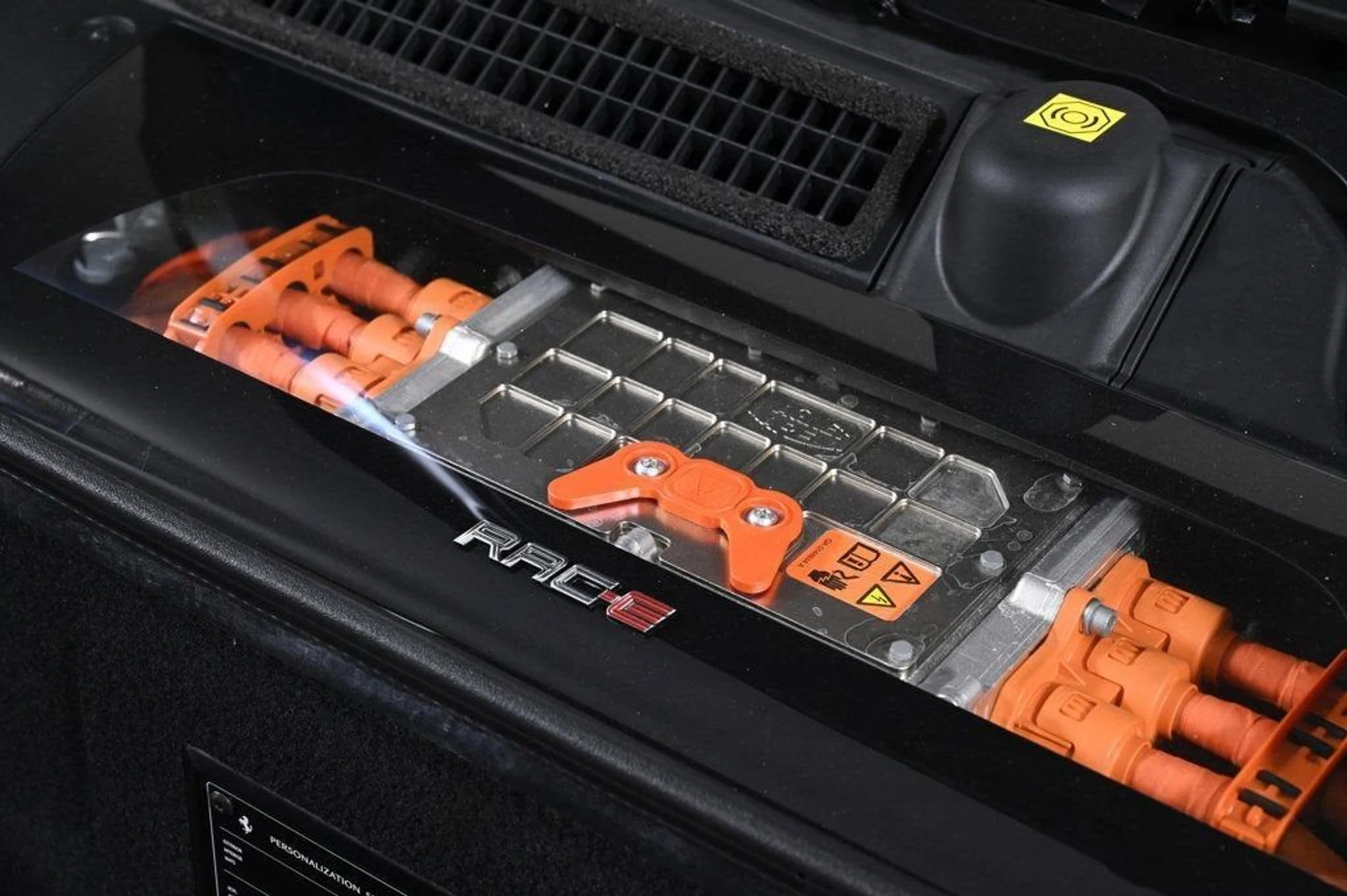 mph025_3952126780_5dfc5b3aa58c441ab986d3e684b8aedb_f902a18ec5