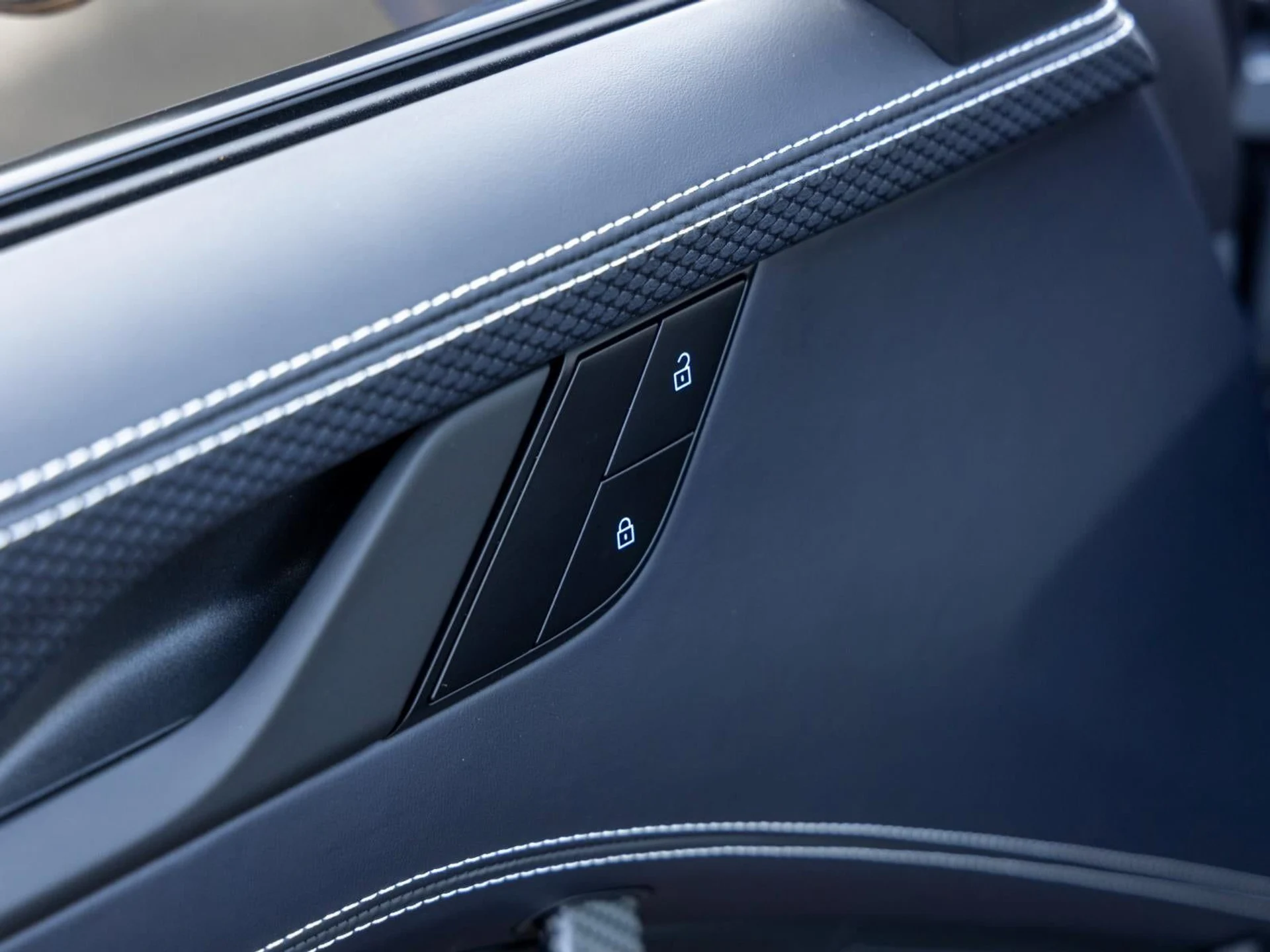 mph025_397431030_26_12bddd7f3f