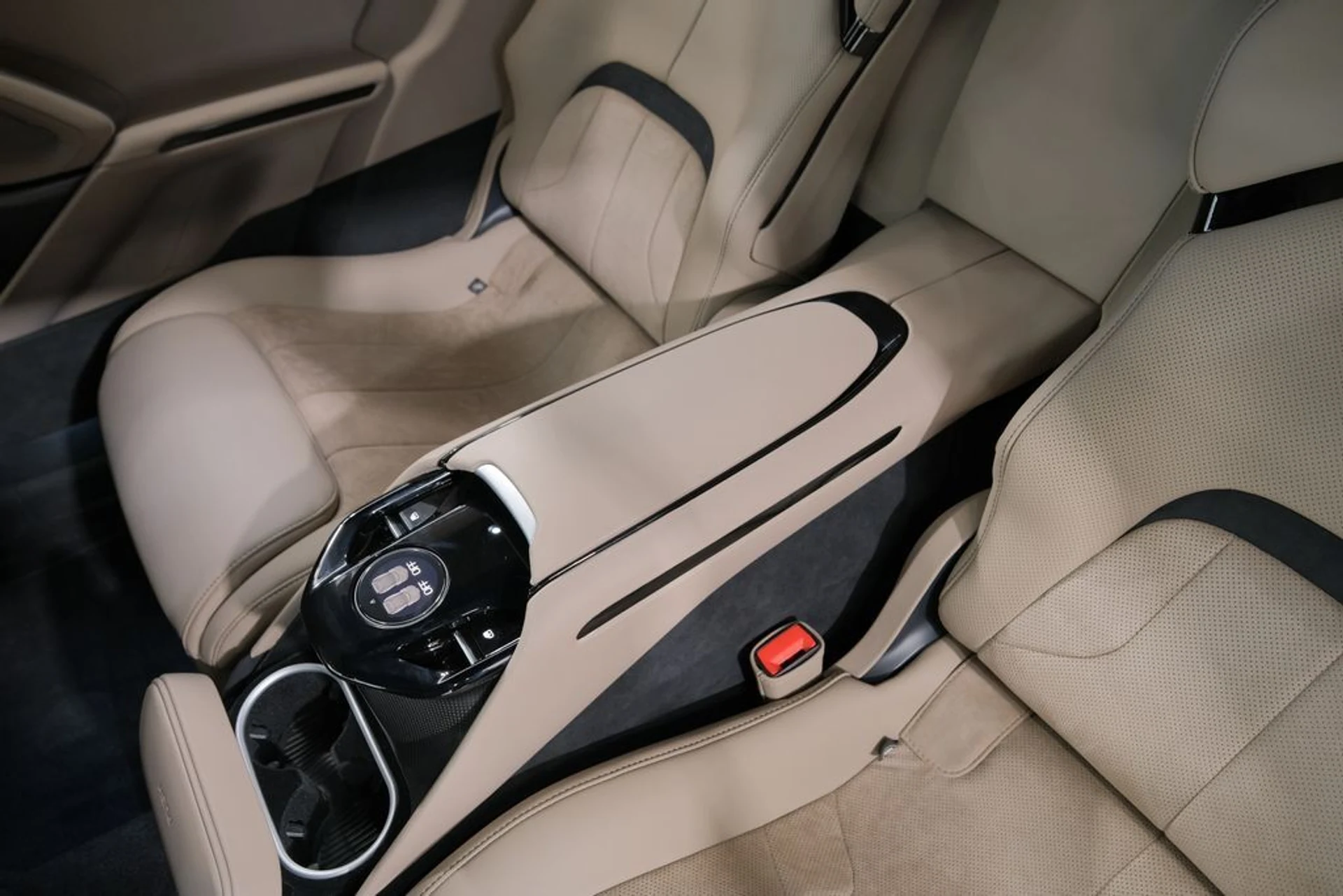 mph025_3974831120_46014c8a35e90c6db62e0ead6396058e_348fb94460