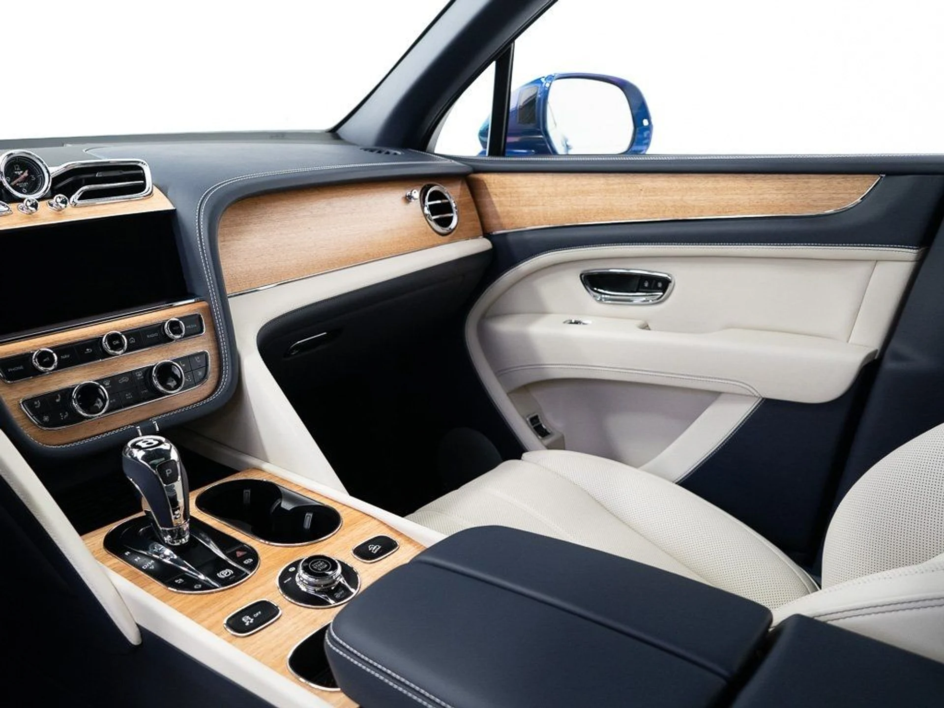 mph025_3975956991_fc48f7fc4b6c1991d2e1e5e8d54ceff3_c7eab43d61