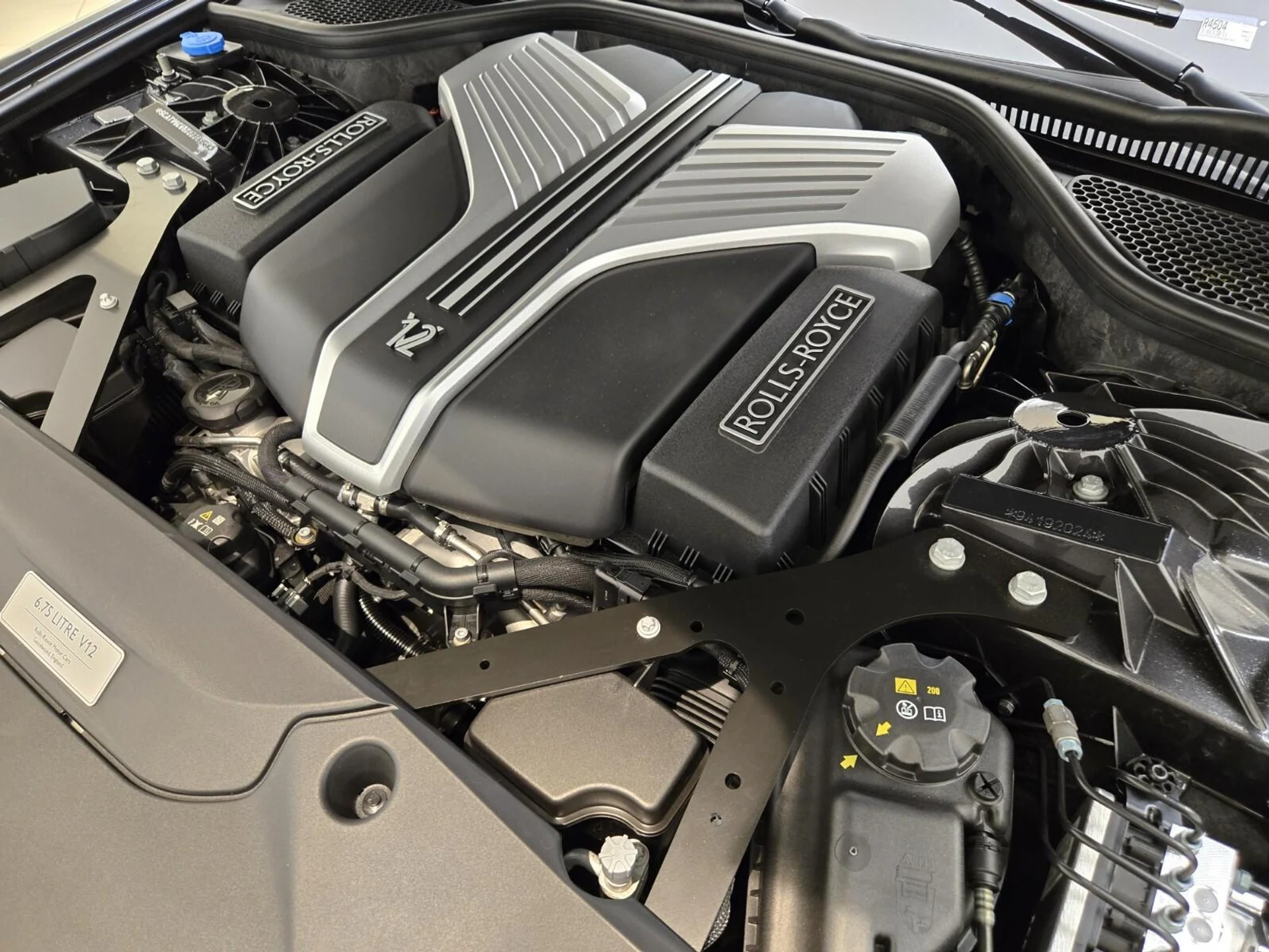 mph025_3976838038_New_2024_Rolls_Royce_Ghost_1753161668_7d54c357f2