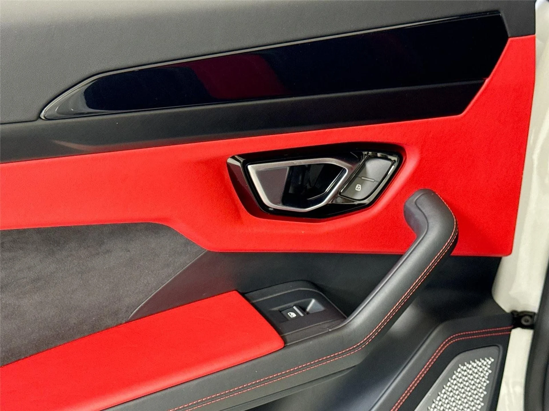 mph025_4000048087_f9a3e7f6e154db2b1a3c8261d96243f0_68ee494603