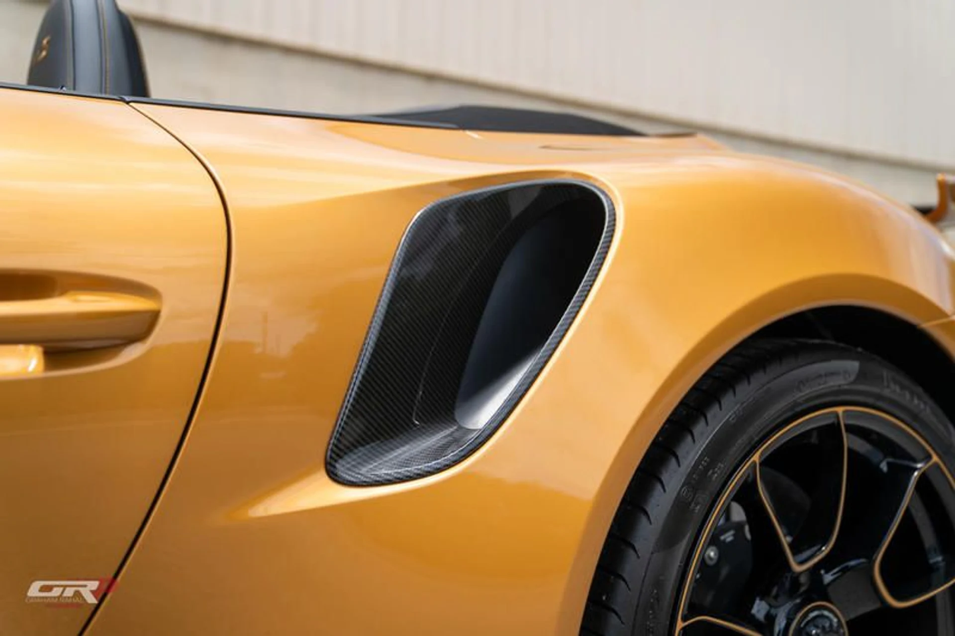 mph025_400649463_B696_E54_F_671_C_4_D9_E_A259_ADAD_2_B7_F20_F8_156ab5160c