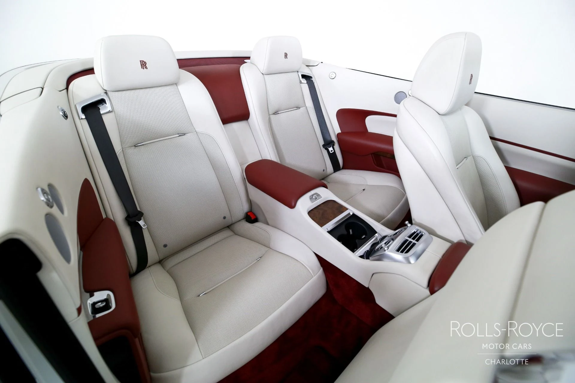 mph025_4008273948_Used_2020_Rolls_Royce_Dawn_1775592549_b4be56ebfe