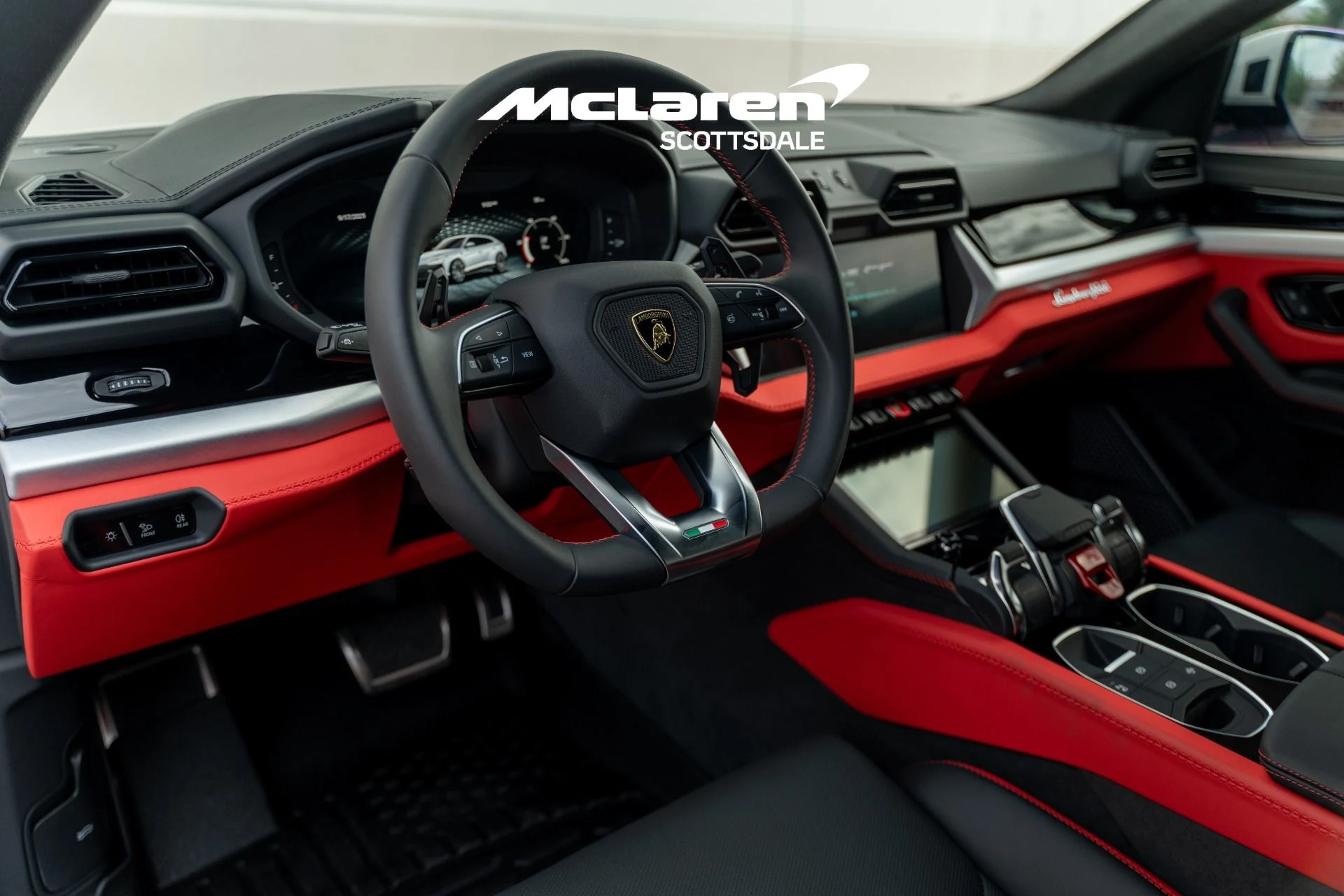 mph025_4011189297_Used_2025_LAMBORGHINI_URUS_SE_1758292358_5ec810a12f