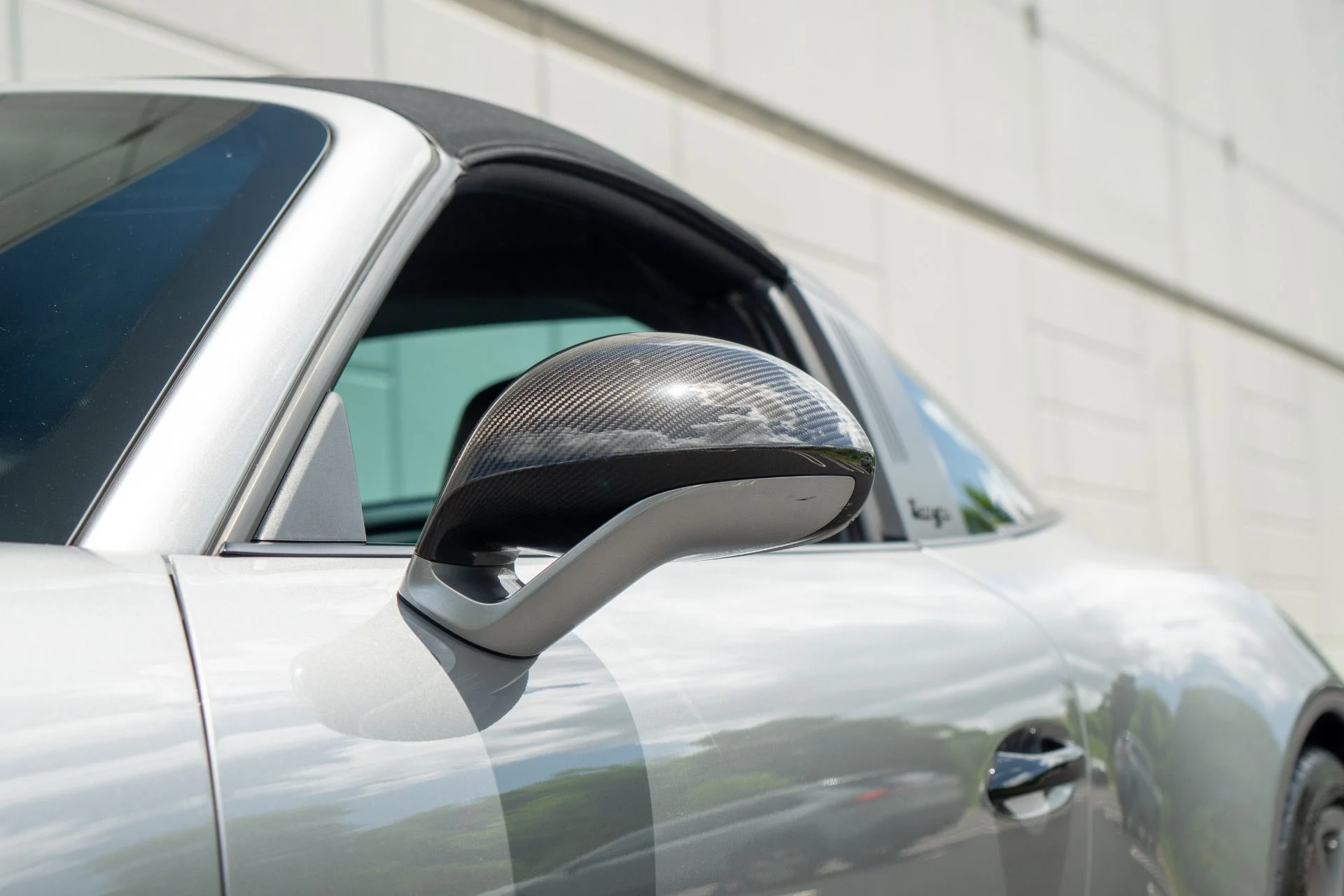 mph025_4013410598_Used_2019_Porsche_911_Targa_4_GTS_1756154089_143689edb7