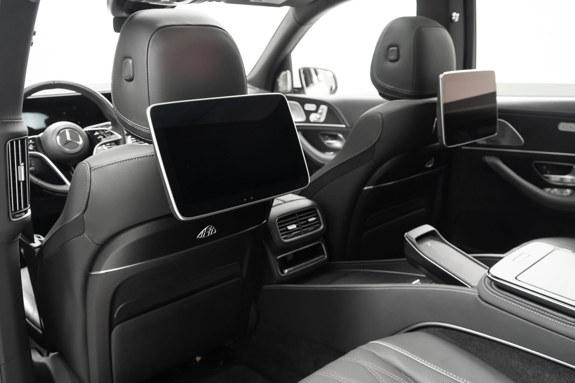 mph025_4013562370_Used_2024_Mercedes_Benz_Maybach_GLS_600_4_MATIC_4_Seat_Configuration_Rear_Seat_Entertainment_1776281488_dbf1a25ed8