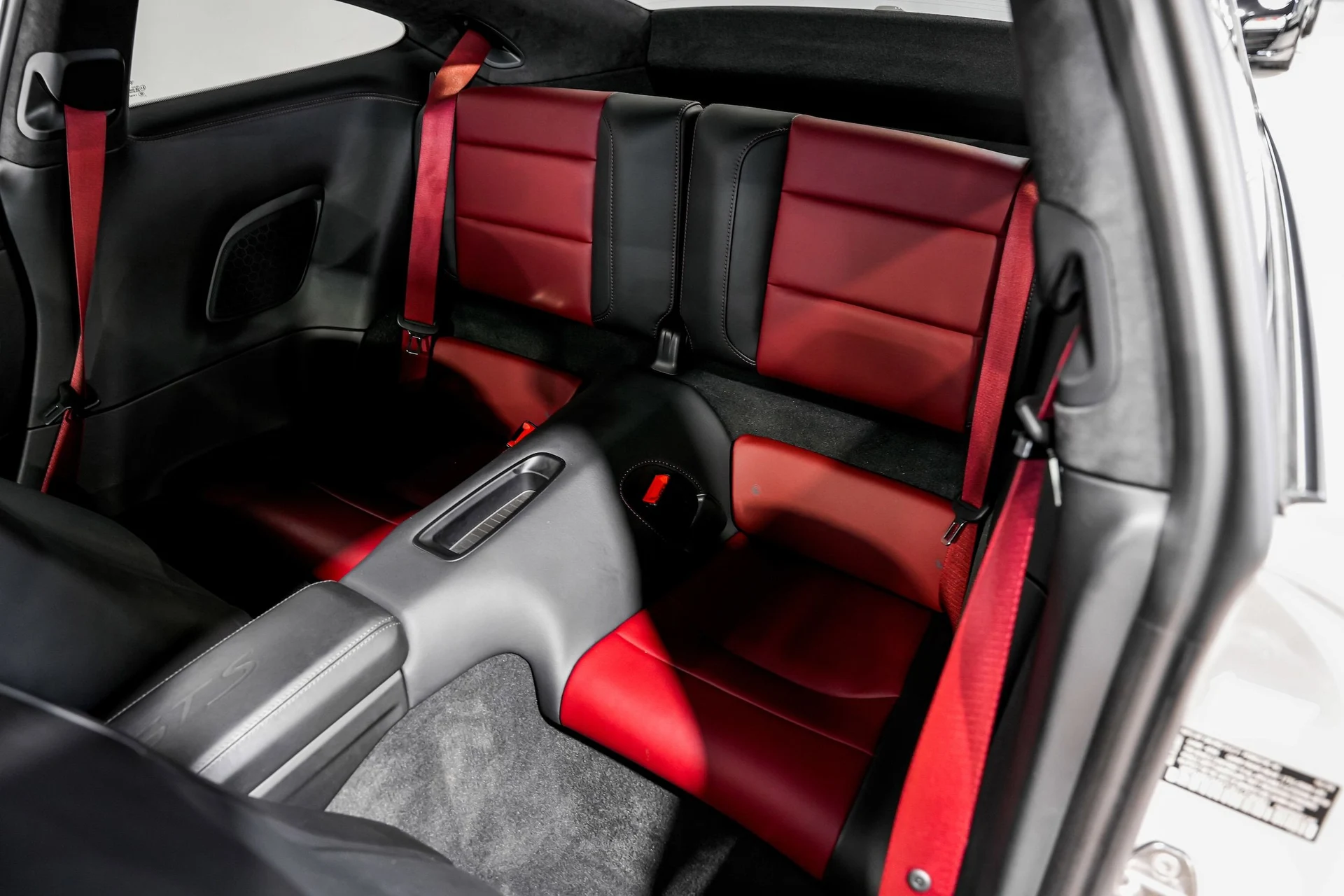 mph025_4019368580_c1fa3cc565f558f8c17e55f3044f0c80x_16d33ae7e7