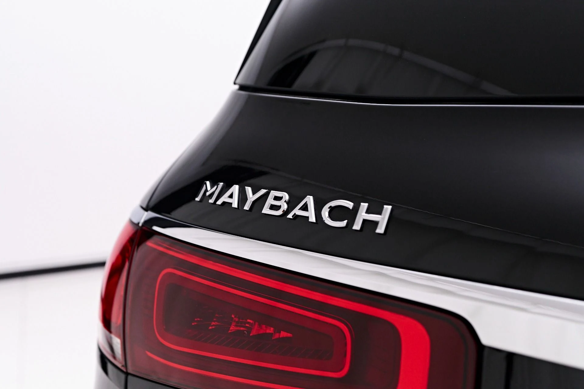 mph025_4020526778_Used_2022_Mercedes_Benz_GLS_Maybach_GLS_600_1747446181_8e11cc28c1