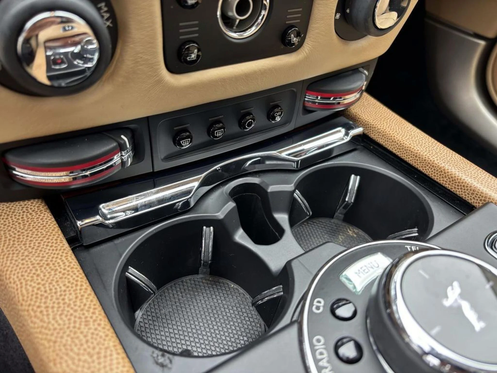 mph025_4024756390_7059a71c844d859c405feaa1a174152cx_16a13a34e6