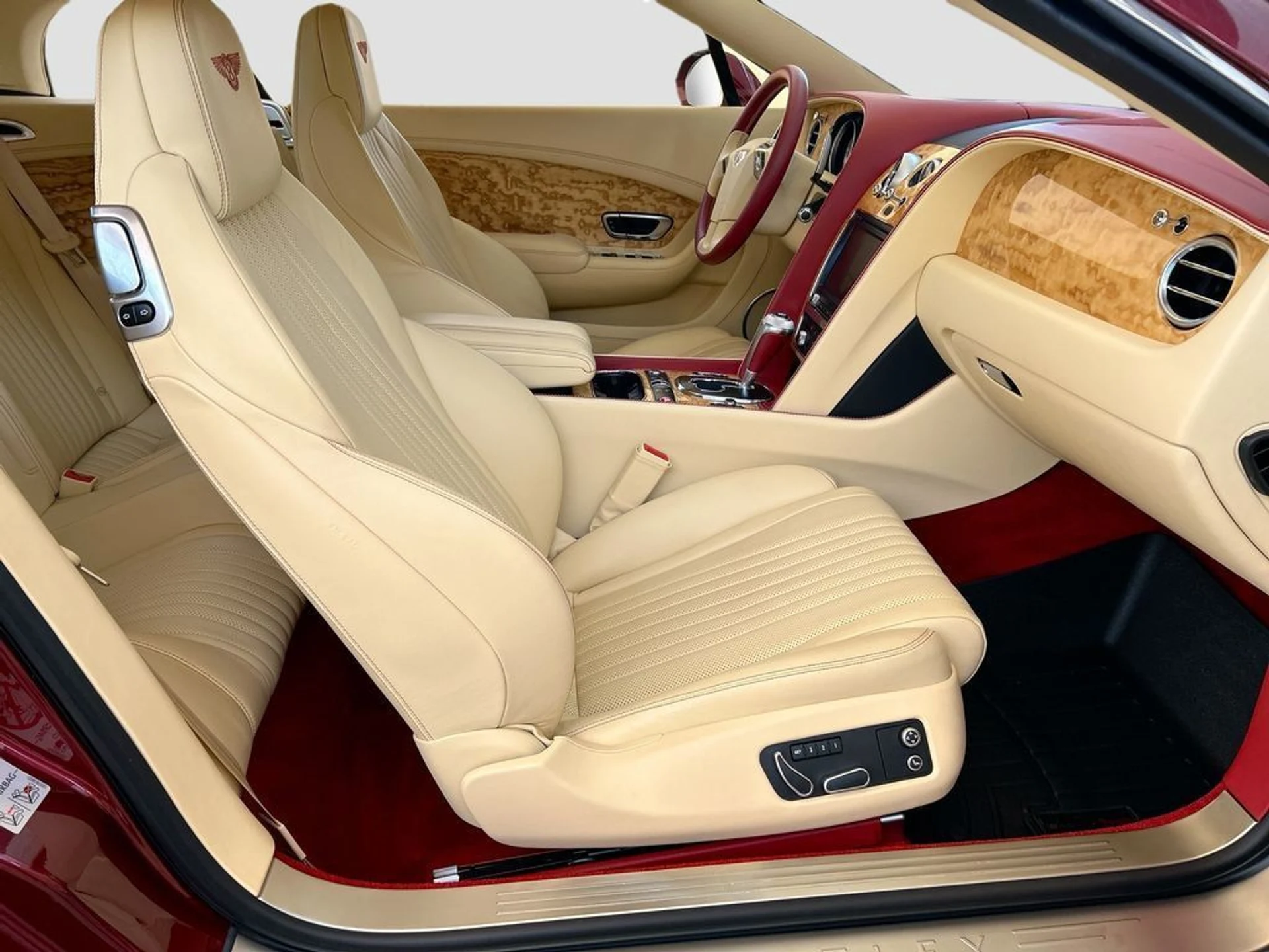 mph025_4037889482_used_2017_bentley_continental_gtv8convertible_8119_22991811_26_1024_819760d93e