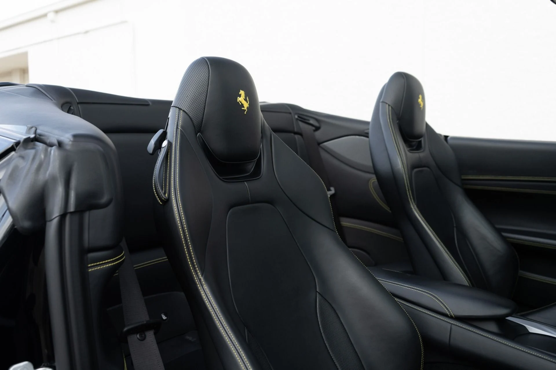 mph025_4042422665_Used_2020_Ferrari_Portofino_1775601900_d35643a435