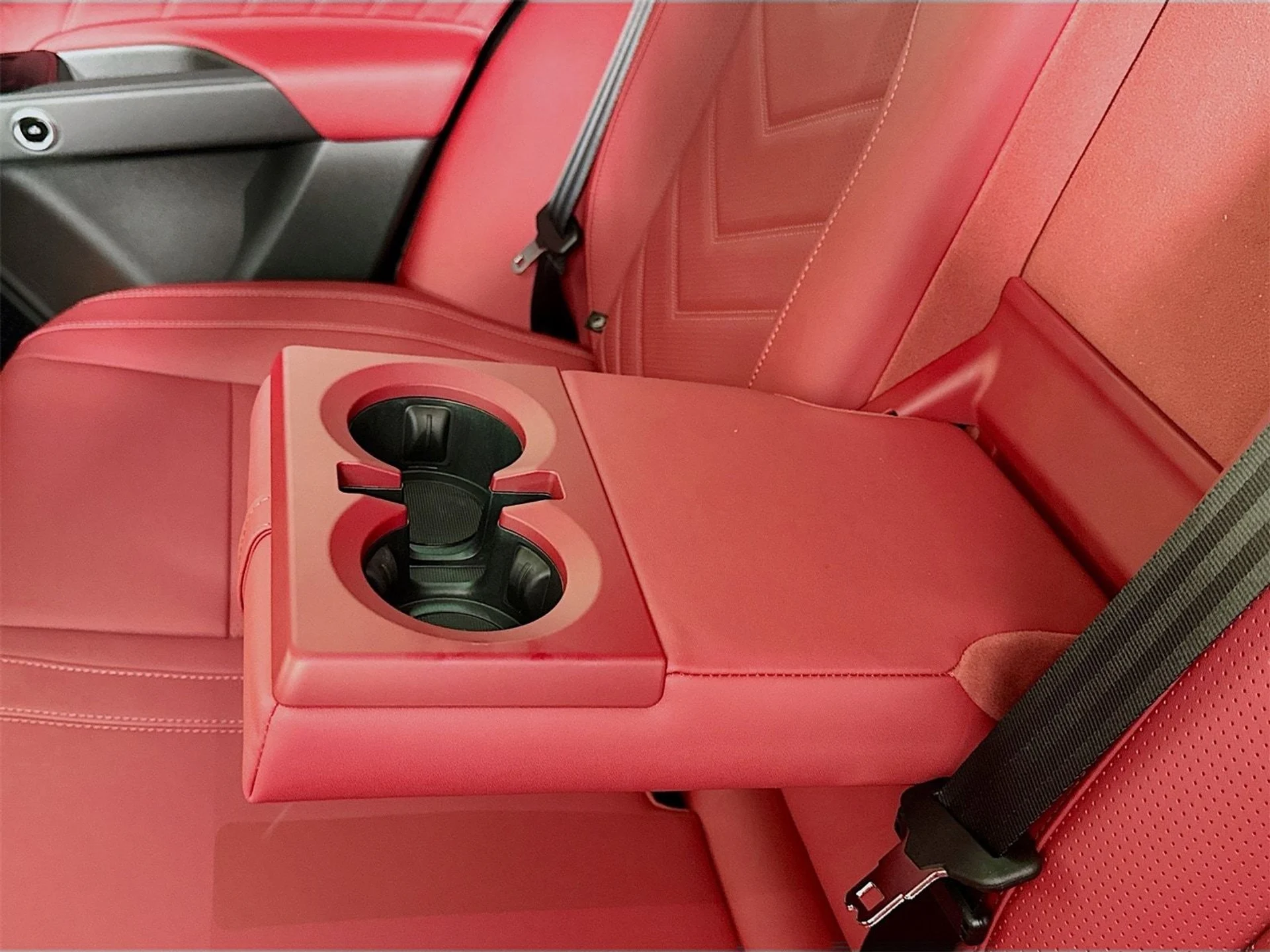 mph025_4043190702_4cb93d5796b24b103c117bec50860404x_52ff53b606