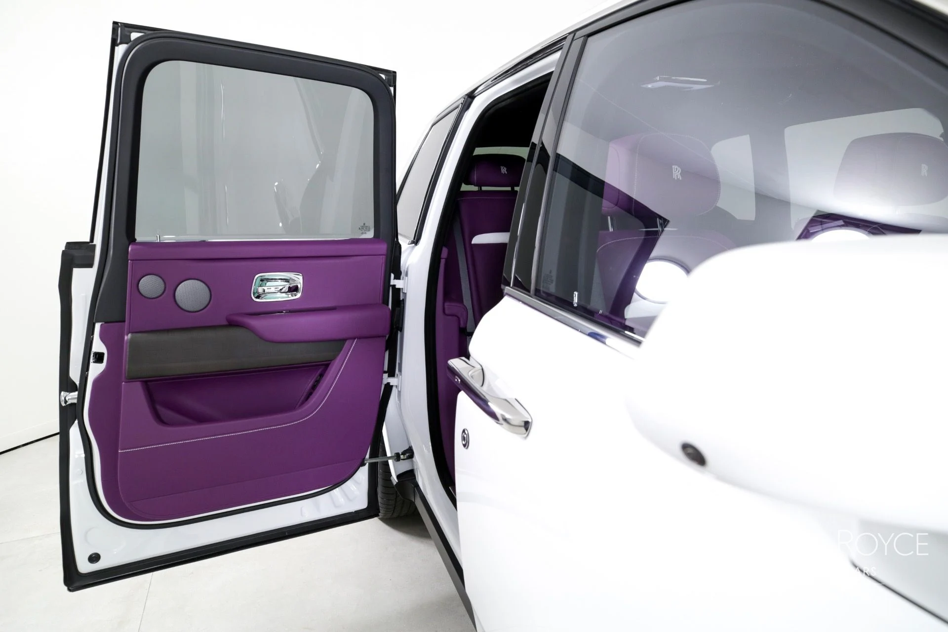 mph025_4045253761_Used_2024_Rolls_Royce_Cullinan_1750949955_a753fbfe4f