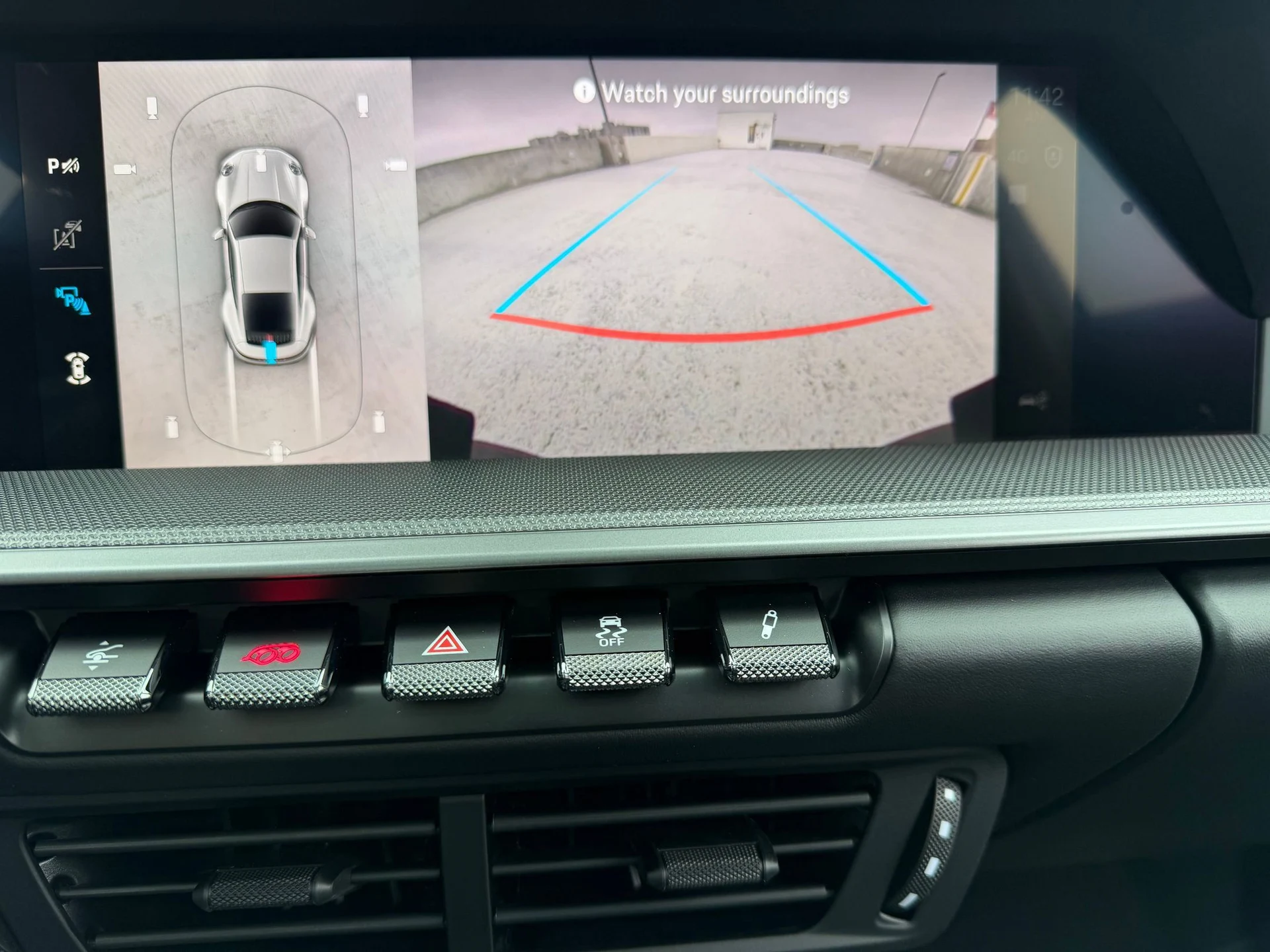 mph025_4050679298_8bd64d77531ac5125dbeb3071d64e96cx_68f9340c5a