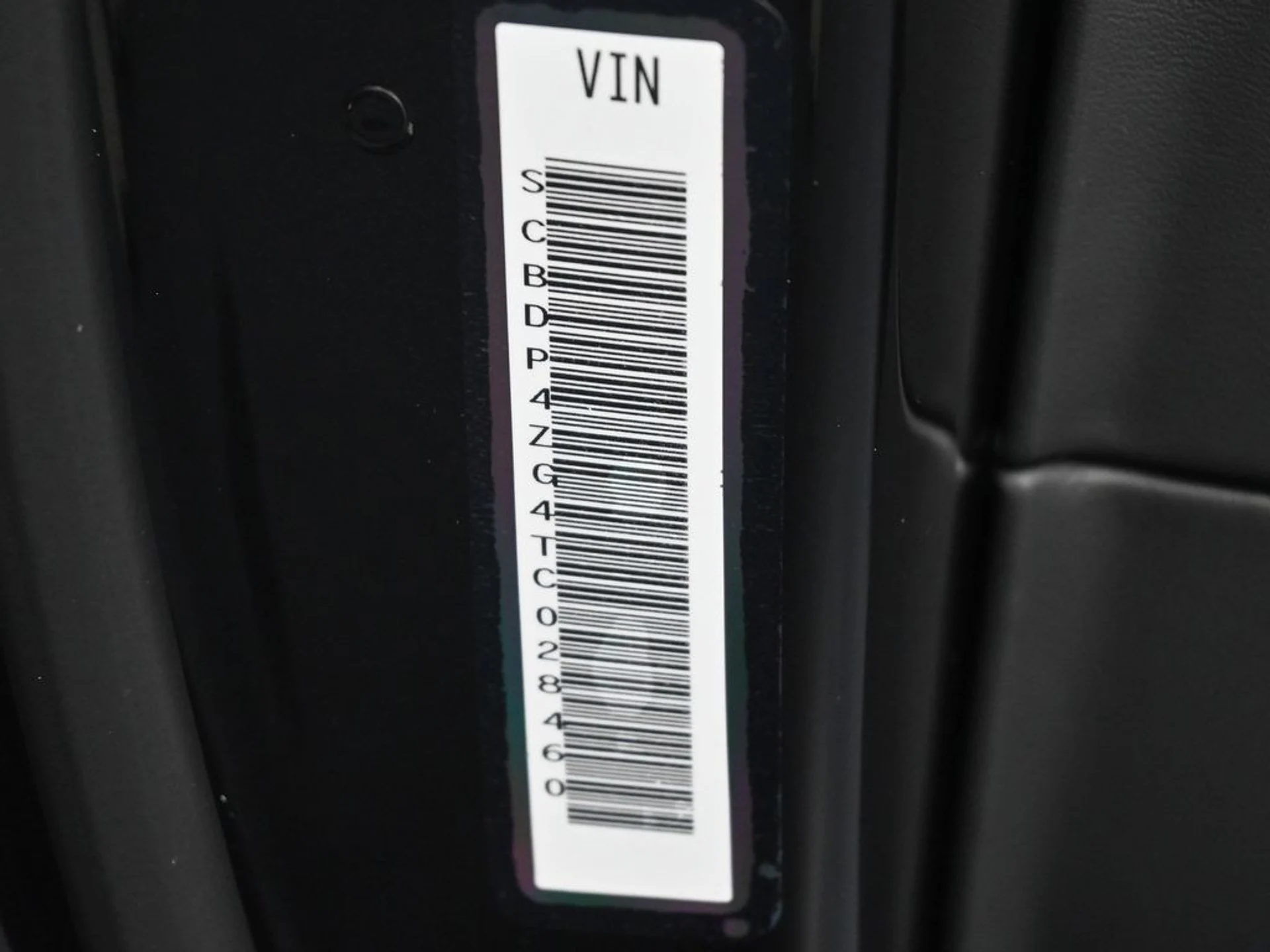mph025_4051902052_310486d345a38a913bda96a836b2a677x_83bbf6faf5