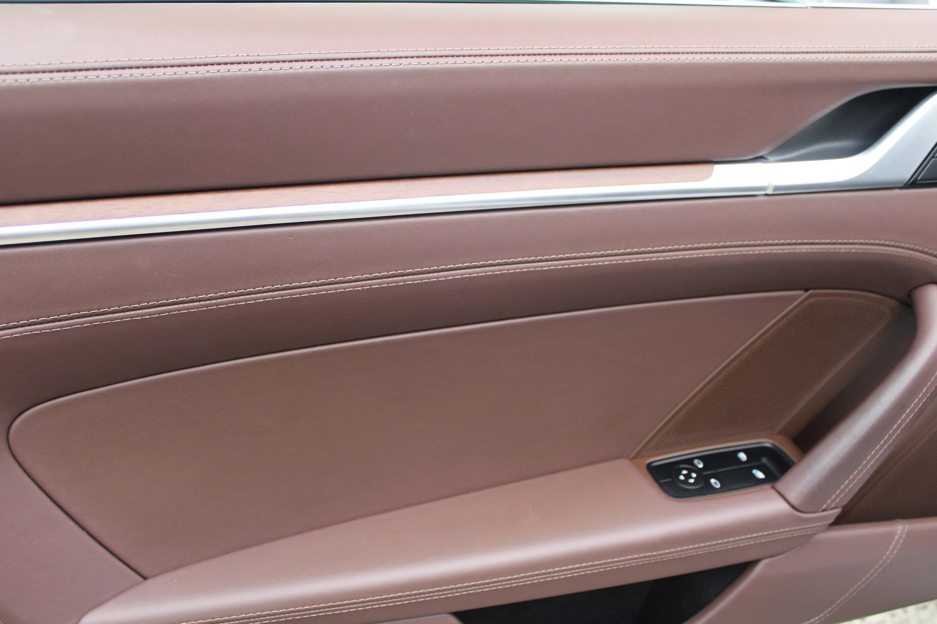 mph025_4052095712_8a4782e758e071795fa33cf8acf16c83x_16505ed666