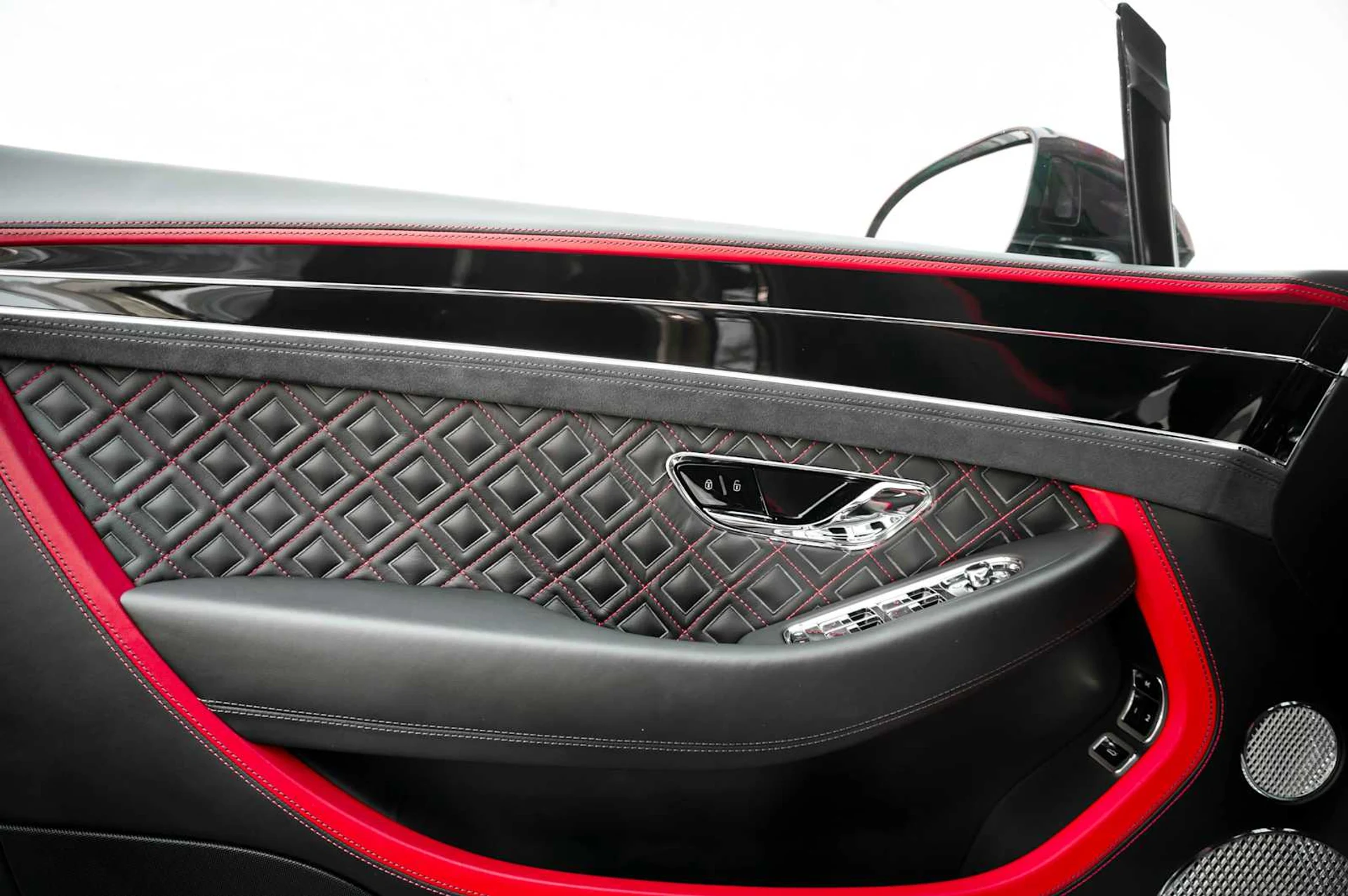 mph025_4055729606_fb6775697ccf8afc6e6595315d5bc846x_37247ad0ae