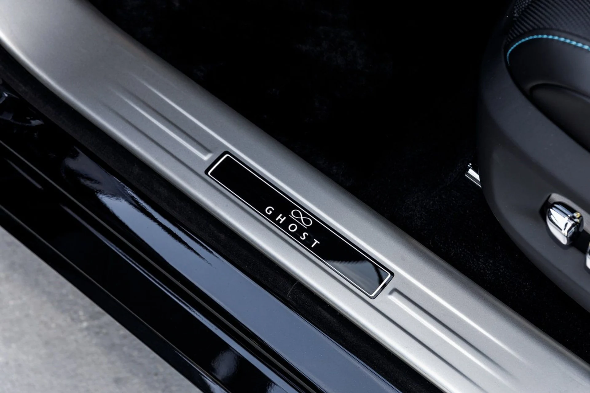 mph025_4060732080_097ab3e13af88d8e0f734f5d85094191x_1db9804261