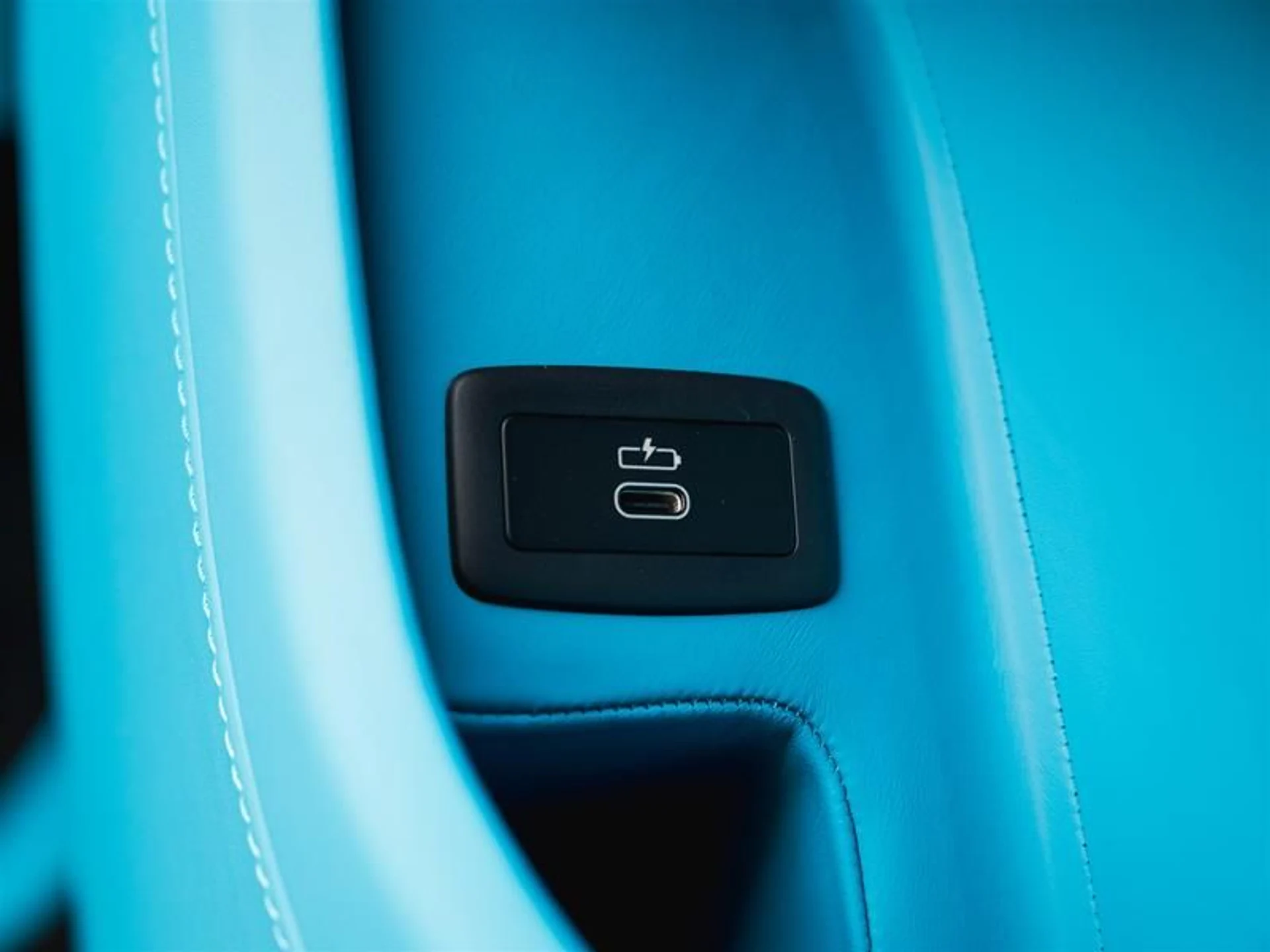 mph025_4065797385_bovjzuvp_eab9d6db0e