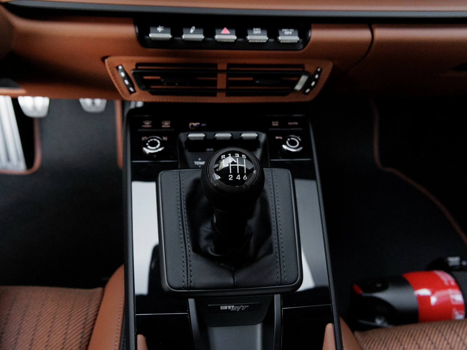 mph025_4066066115_26_65d1294ac0