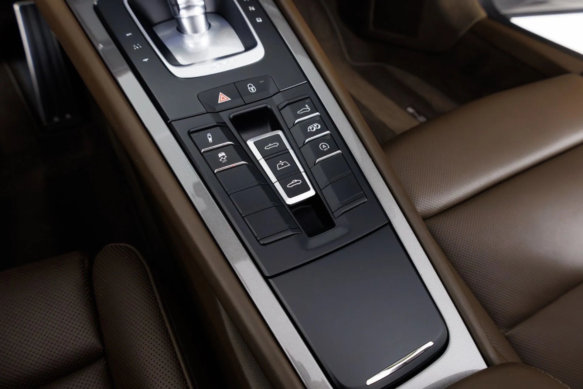 mph025_4067542134_Used_2017_Porsche_911_Carrera_GTS_1773687334_0e5b800976