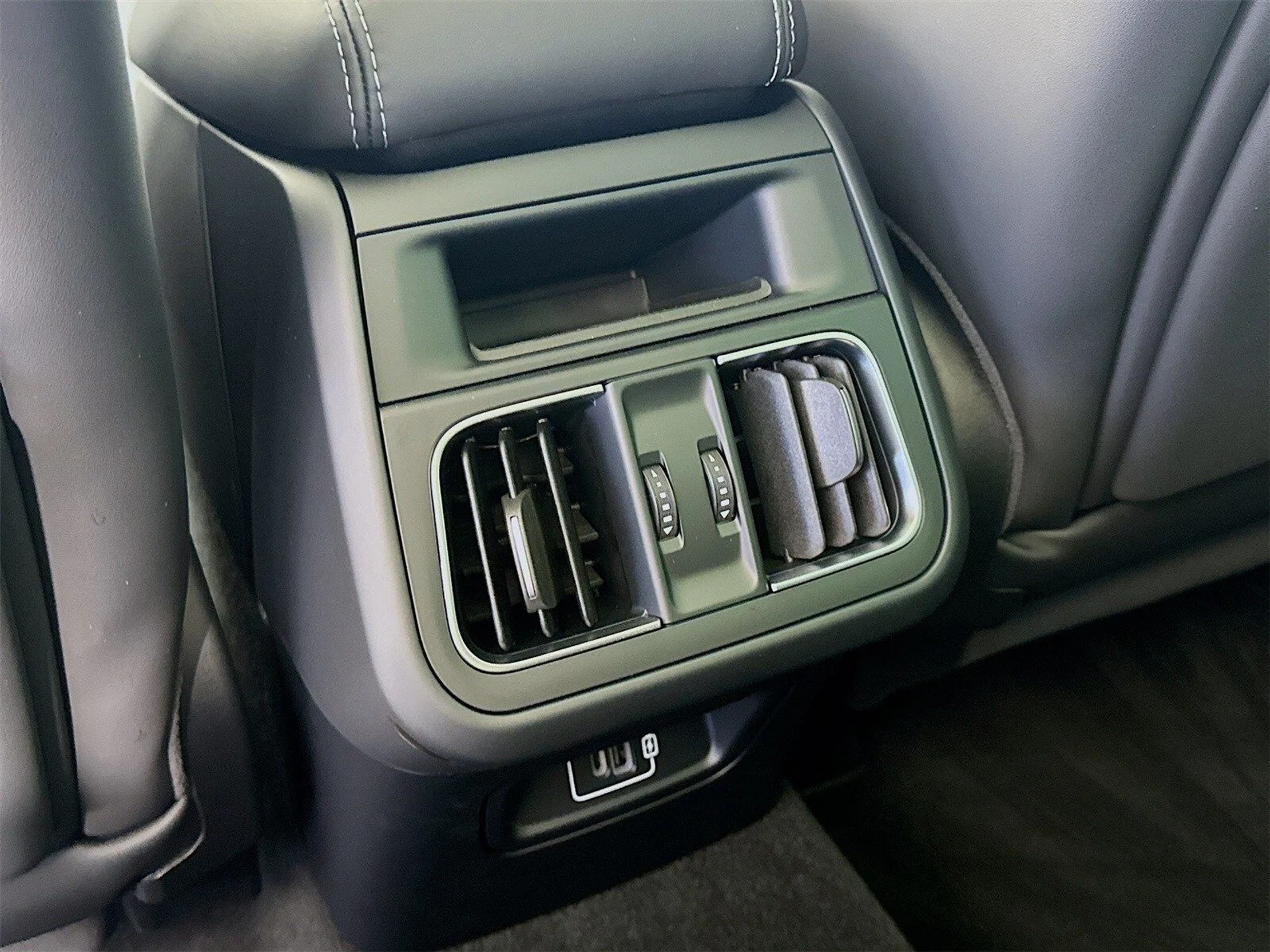 mph025_4101836725_005d911f9ff8ffa9b9585eaac4aa32b8x_7ee53ab9b6