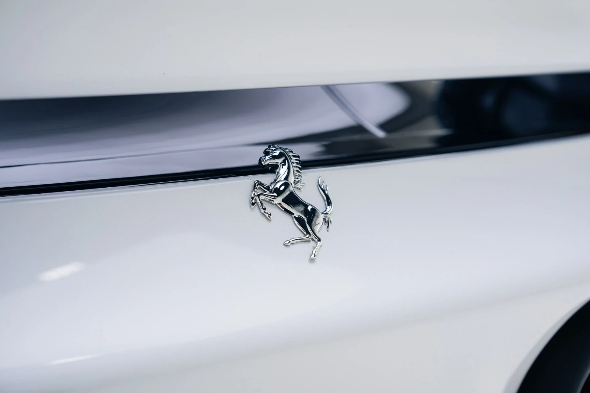 mph025_4107864169_Used_2024_Ferrari_SF_90_Spider_1764978674_ecb0f94856