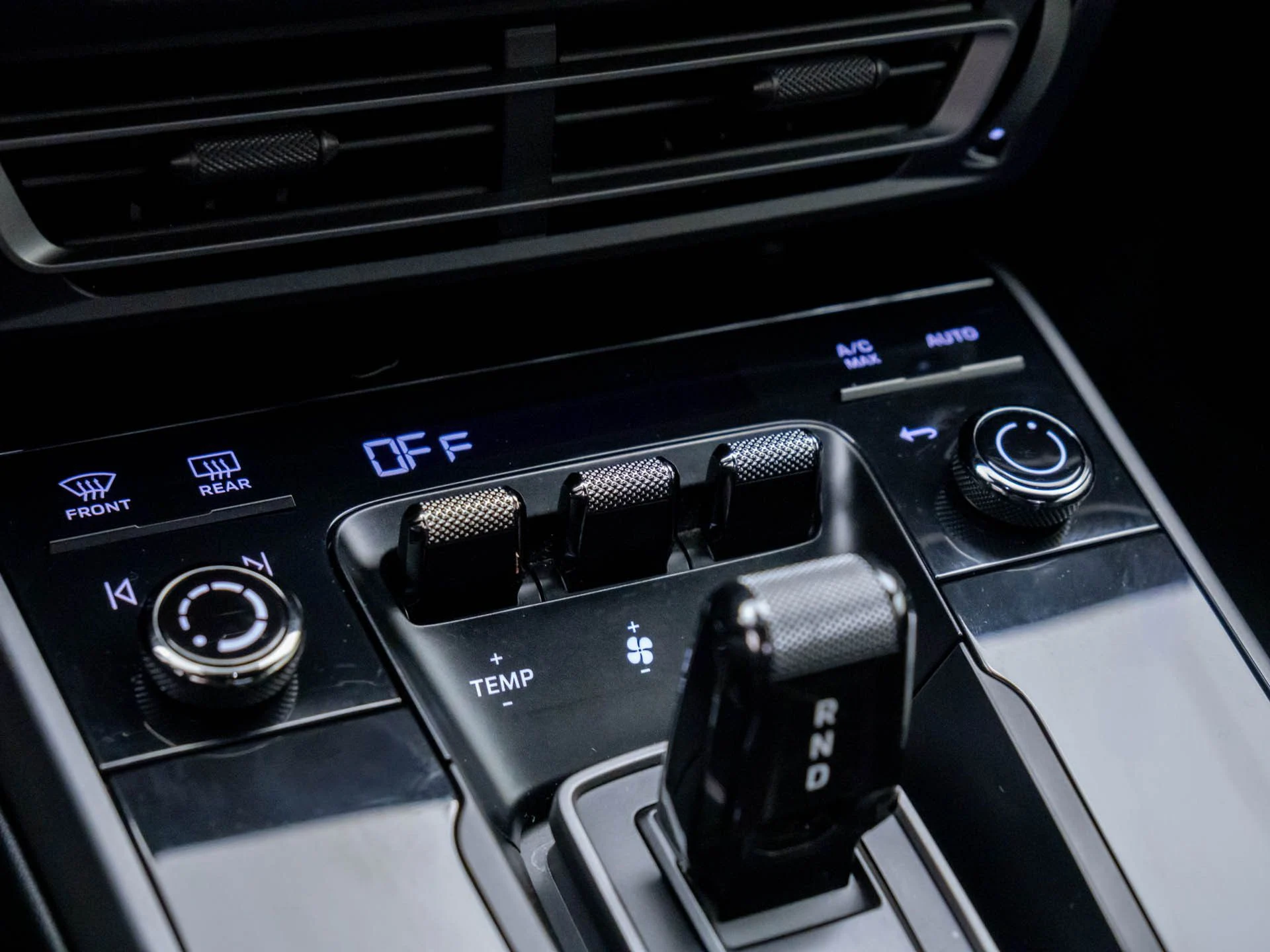 mph025_4123334871_53ff5480f42e301d8dbb2109ee465a63x_718b1ccd66