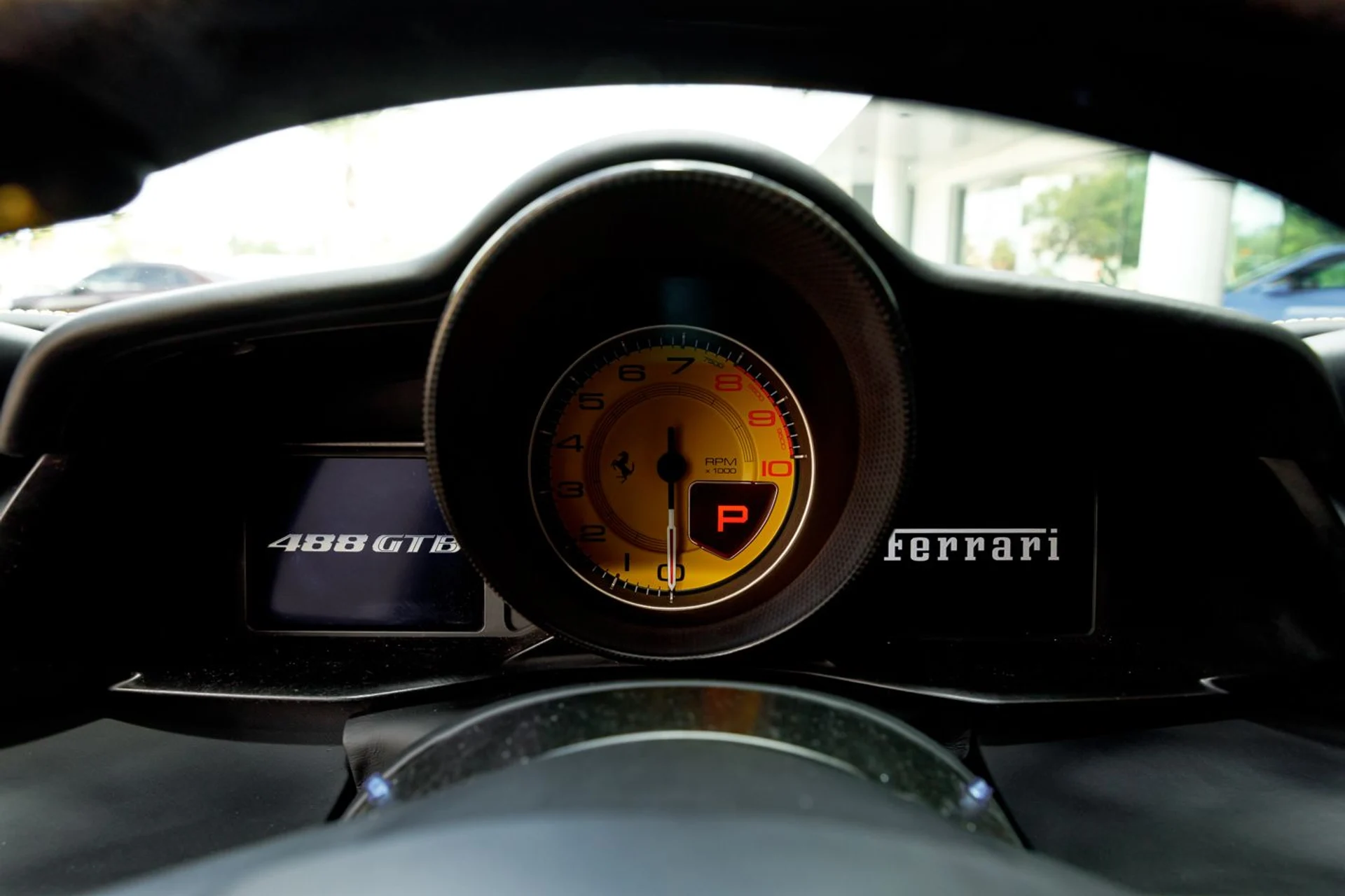 mph025_412349092_Used_2018_Ferrari_488_GTB_5c0fcbbfe7