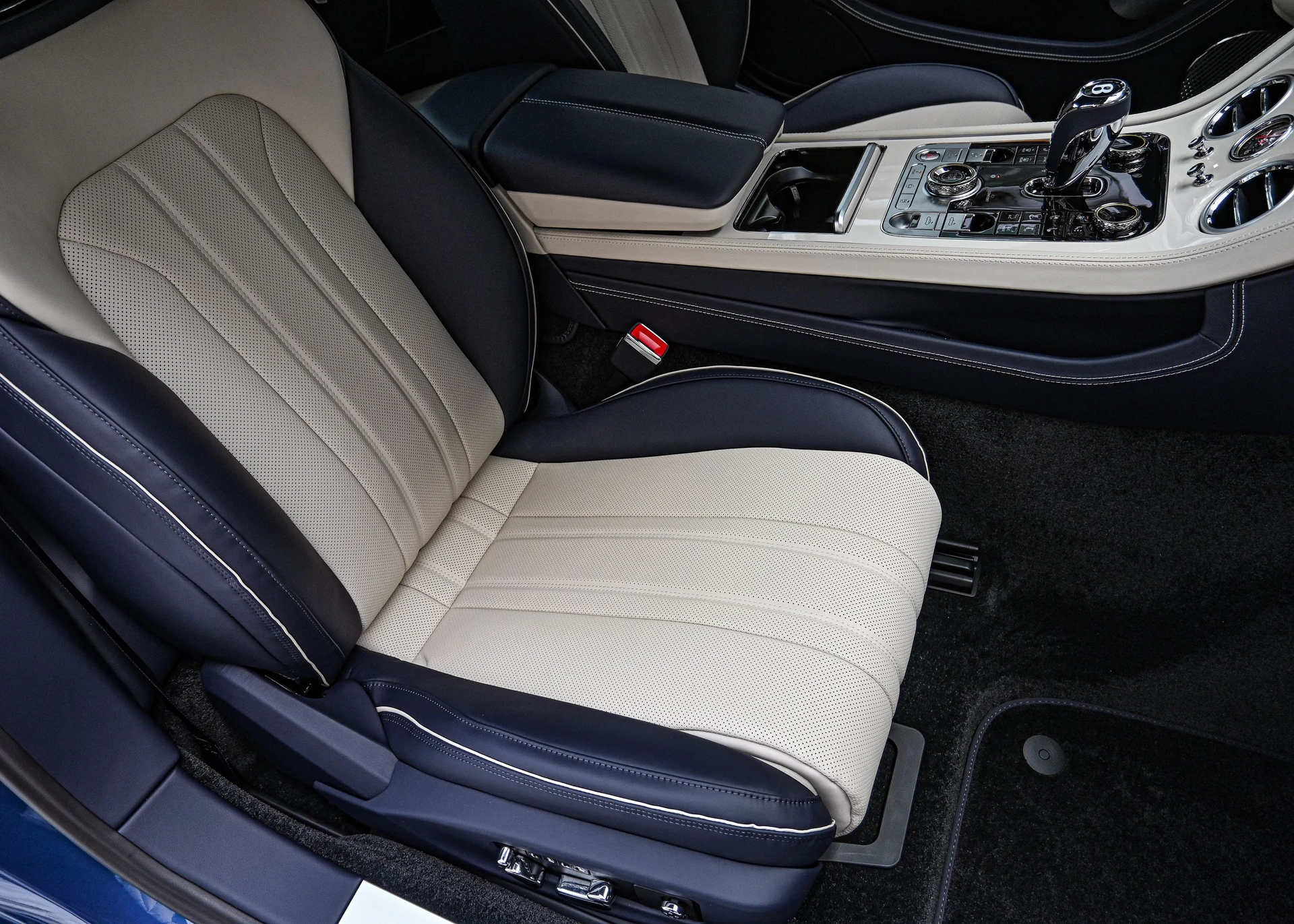 mph025_412555655_264da02d_8c0a_49d6_8fe6_fbadab984d69_967b99147d