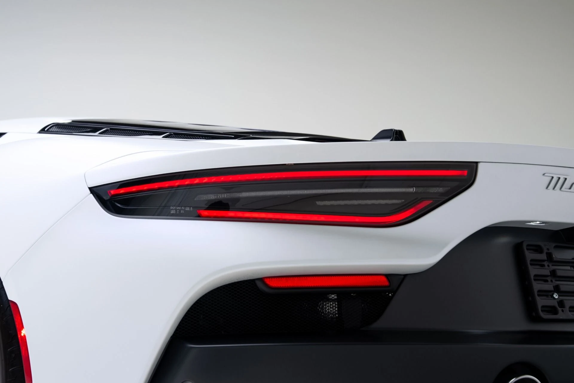 mph025_413232212_Used_2023_Maserati_MC_20_1771372792_3d7b9fb40b