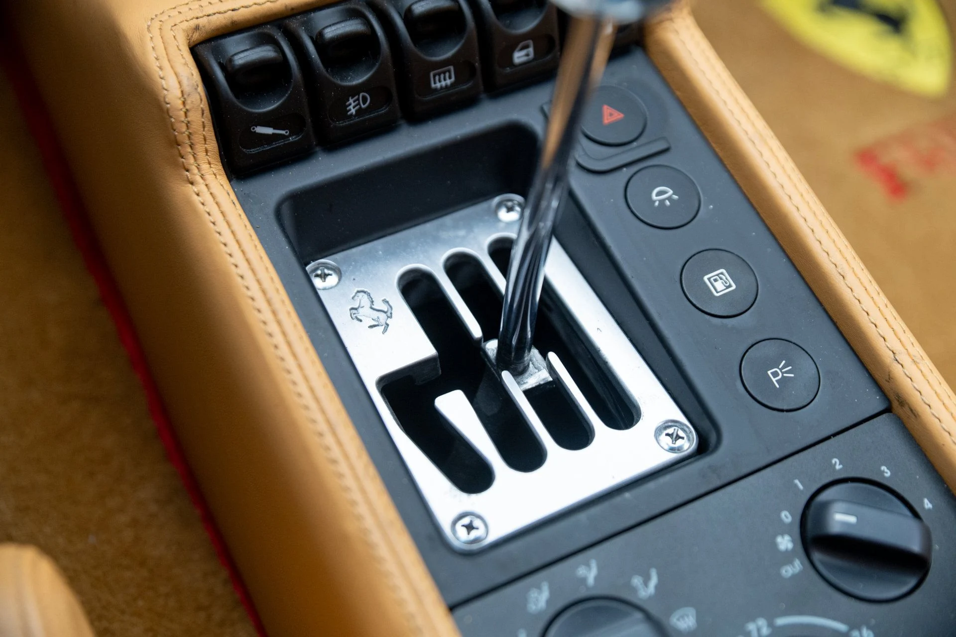 mph025_4137037044_55b009b516cb40a492c5c85d1ecdf61f_0195ab8d42