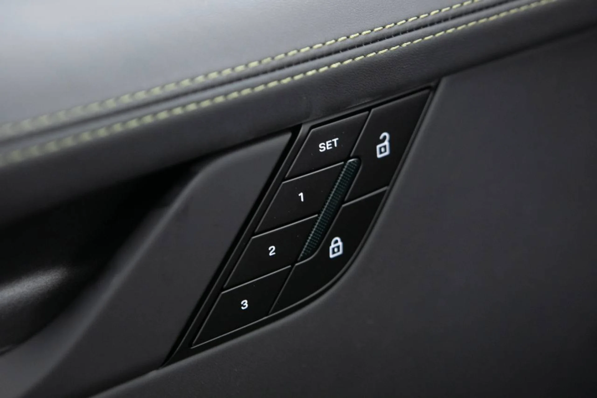 mph025_4150267602_3925c4f1addfa9667ad6e1f0ad04c062x_55cd7be85c