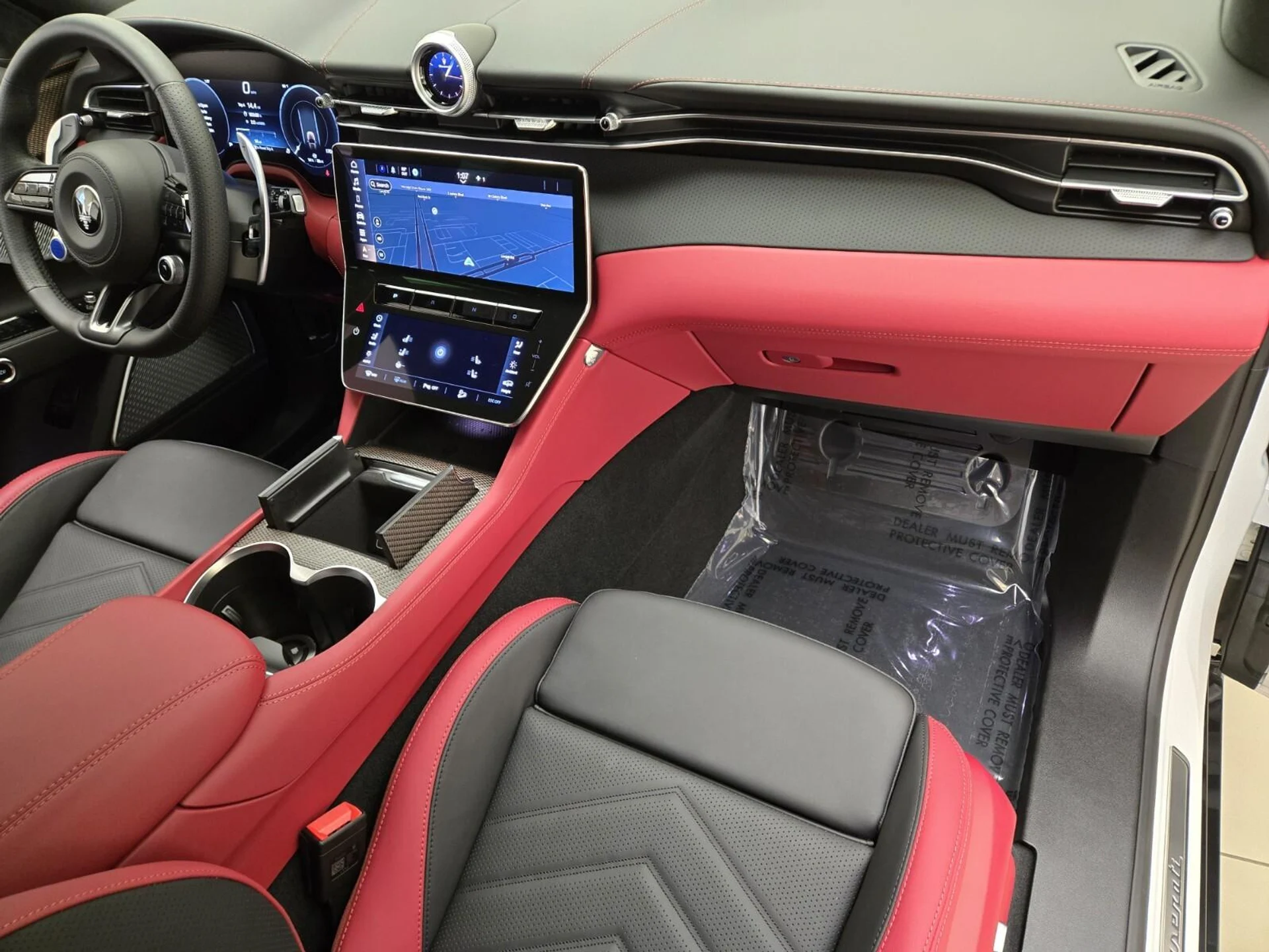 mph025_4165721625_New_2025_Maserati_Grecale_Folgore_1753162038_14ed025cd3