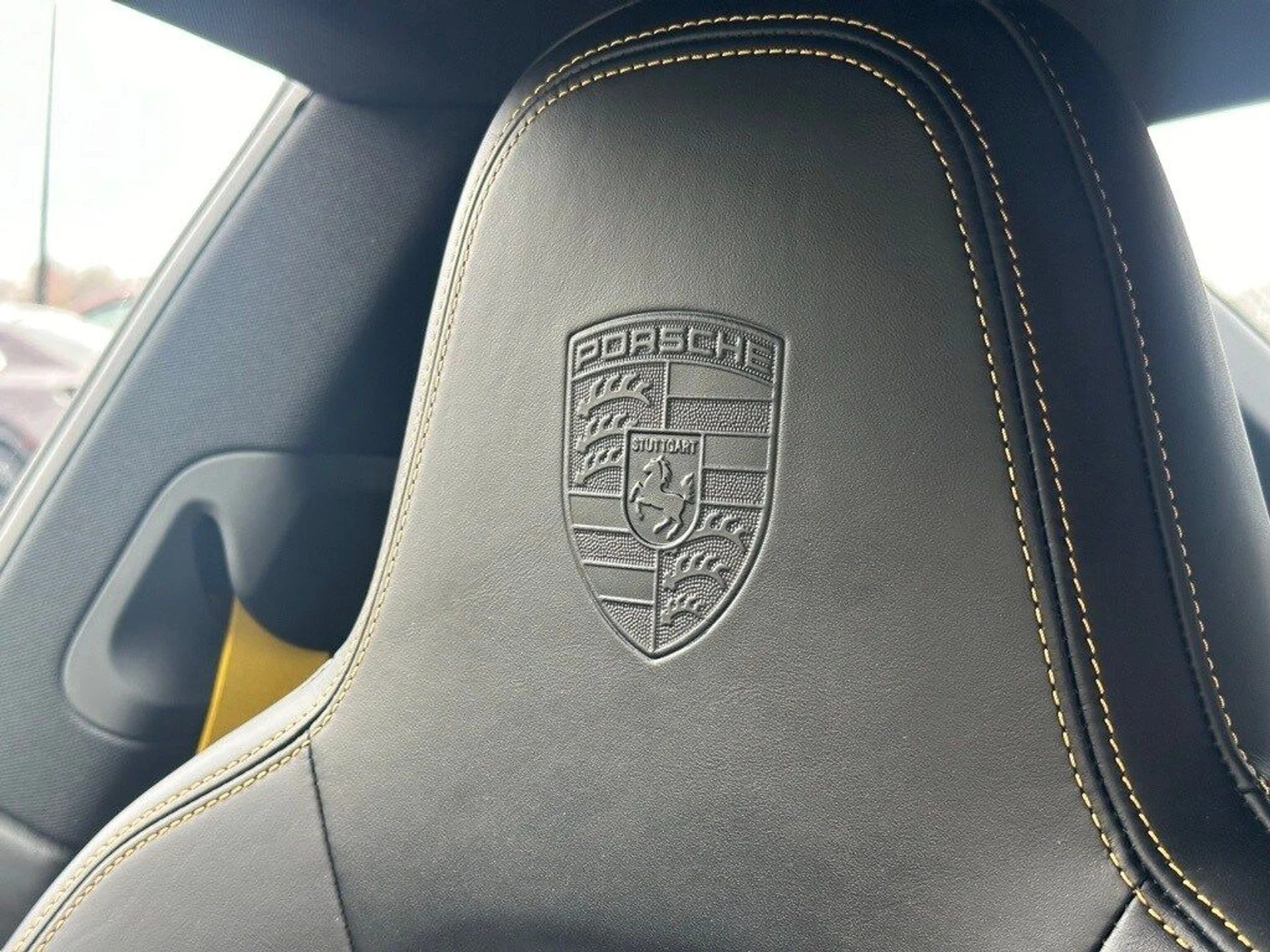 mph025_4169872829_0627b23390e89fe46be3f29a7327ba80x_e8242dba35