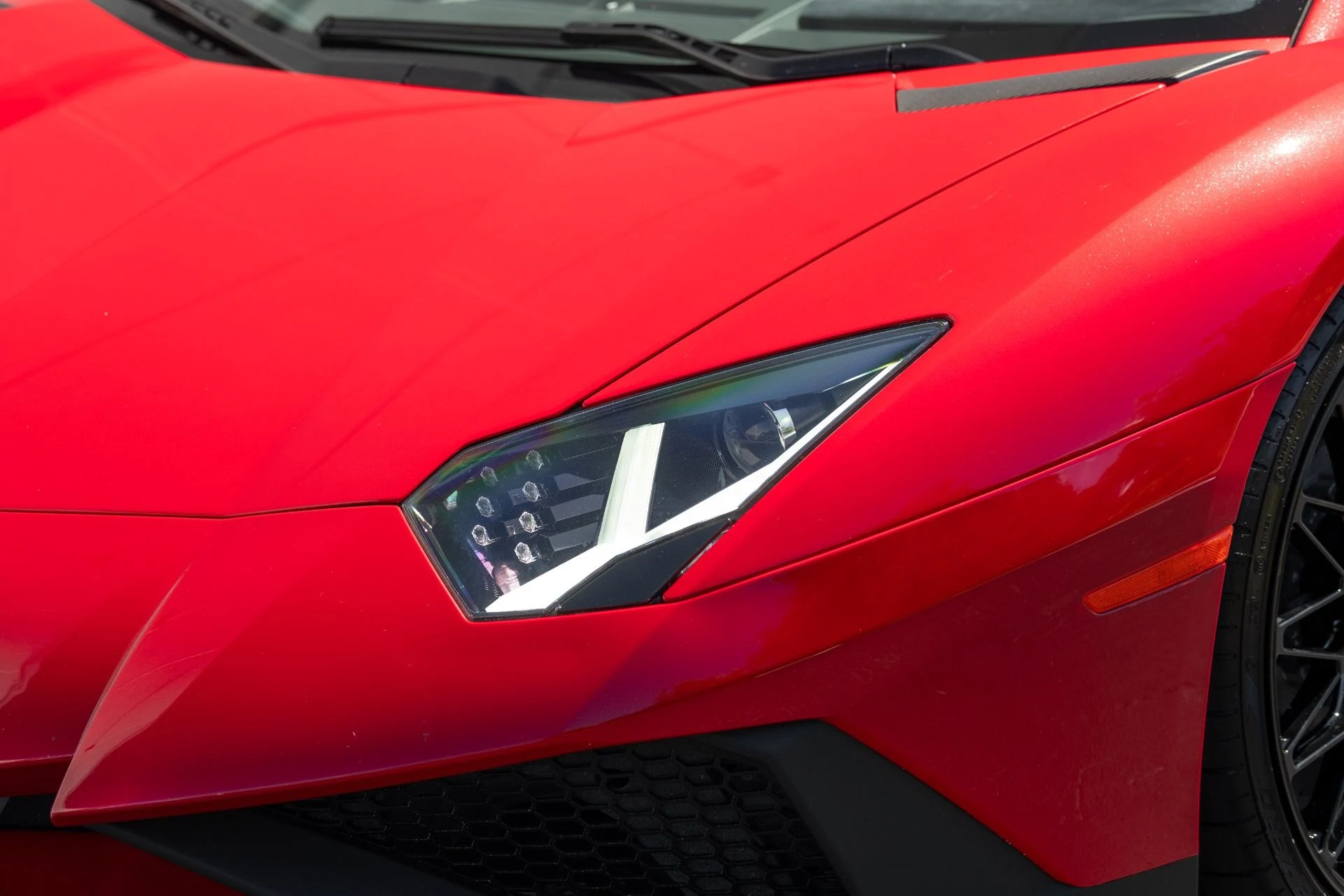 mph025_4173792614_Used_2016_Lamborghini_Aventador_LP_750_4_SV_1760392295_24fcbf0fd7