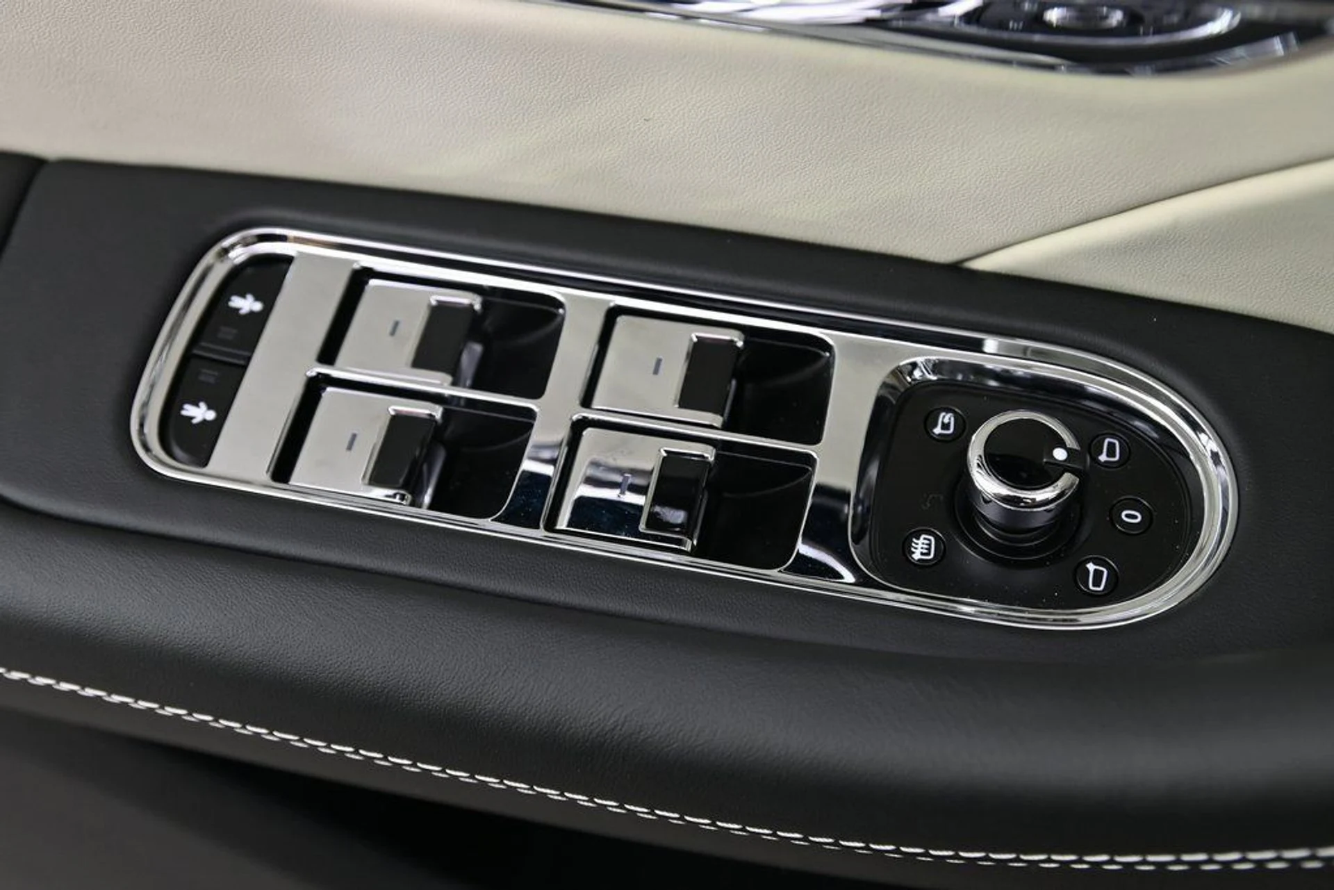 mph025_4186141109_e5a66c0377ac4eadb624aff93224d6e6_9896a825db