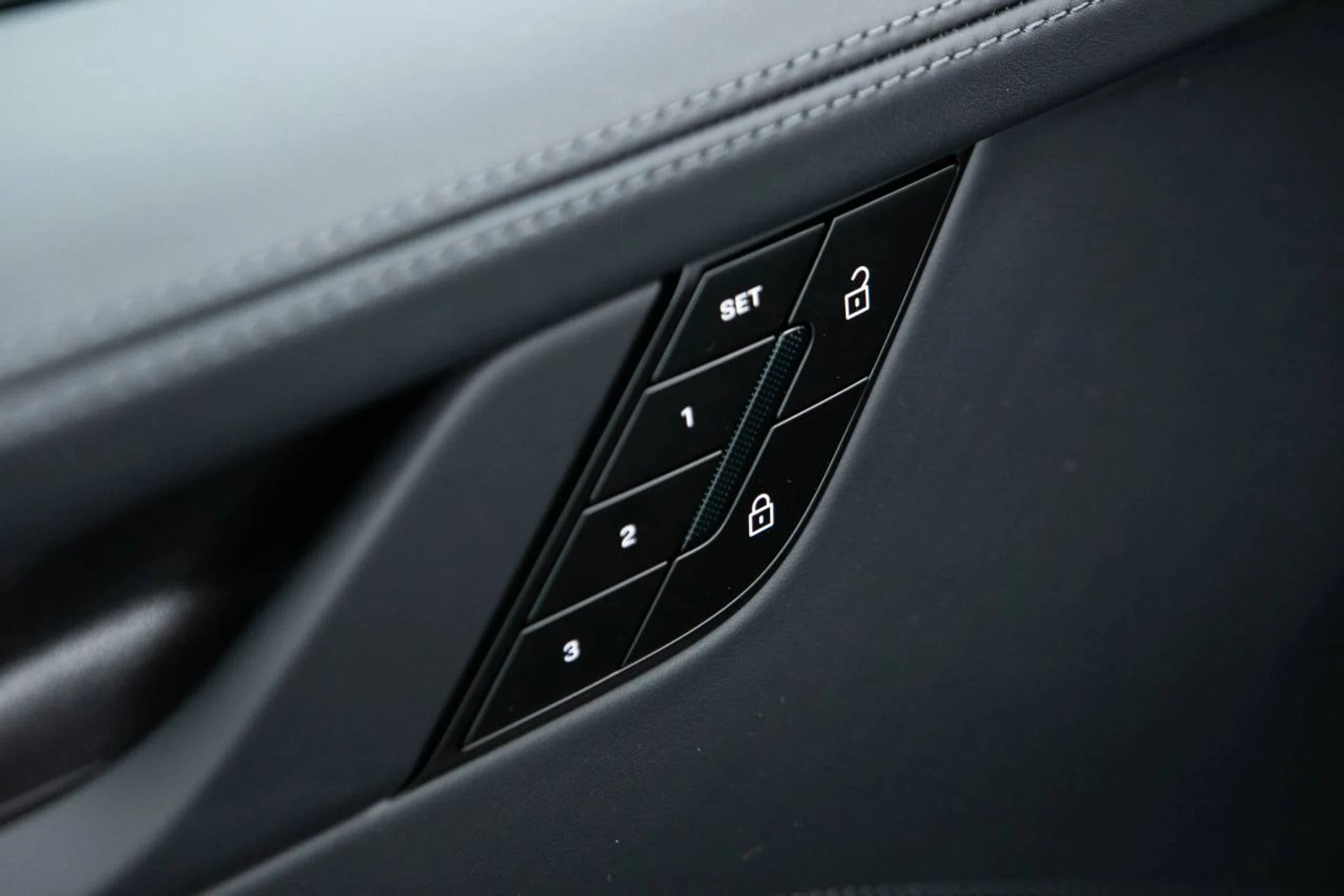 mph025_4186504999_6f9584817c7050af5e102b0ec68d0153x_2d6e344b2b