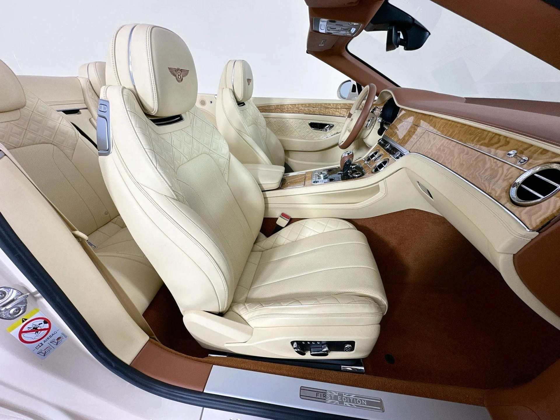 mph025_4193607050_26_695256baed