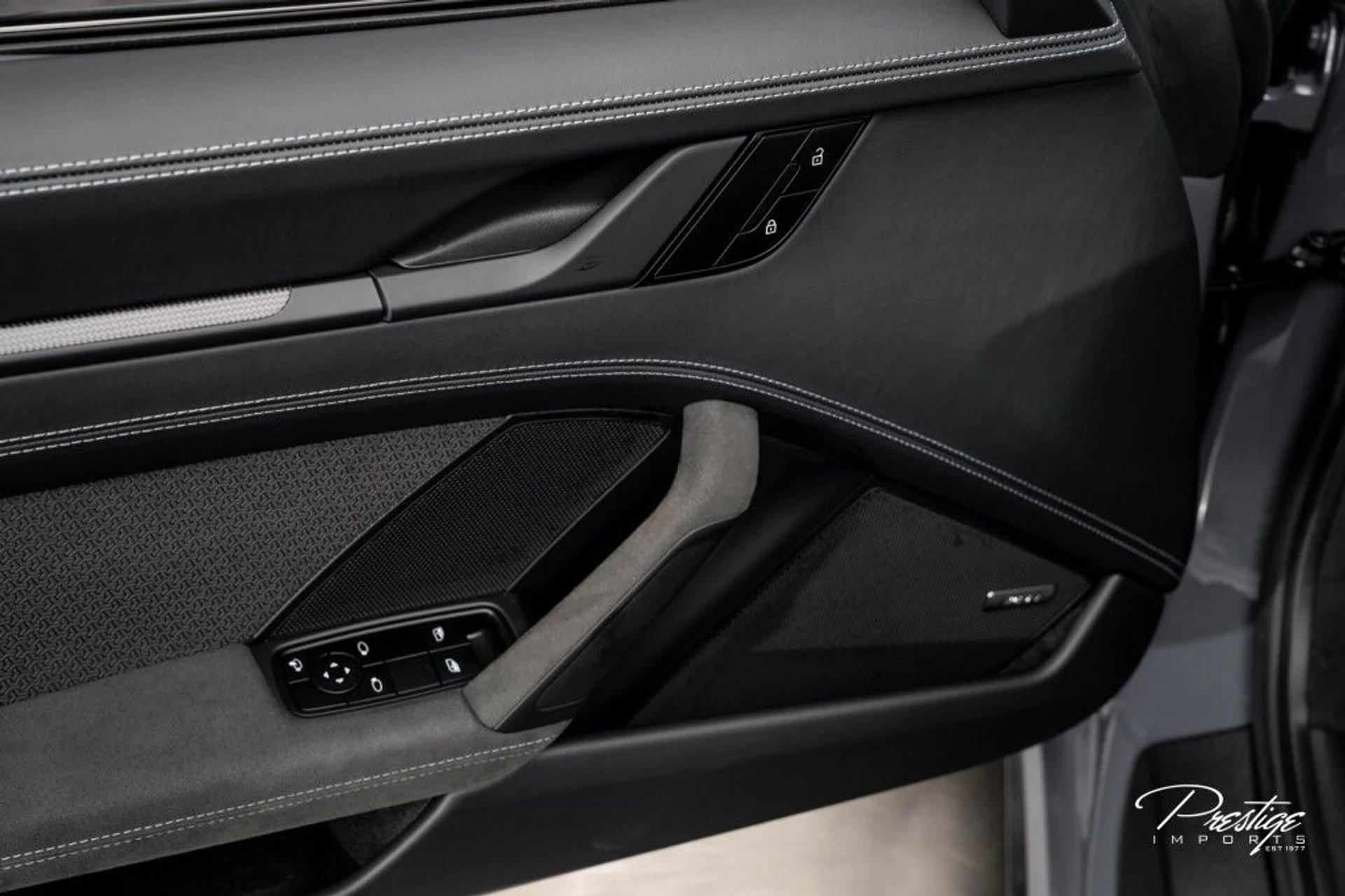 mph025_4198818526_bd9123e2001302afc2915e5254609081_37899c34c5