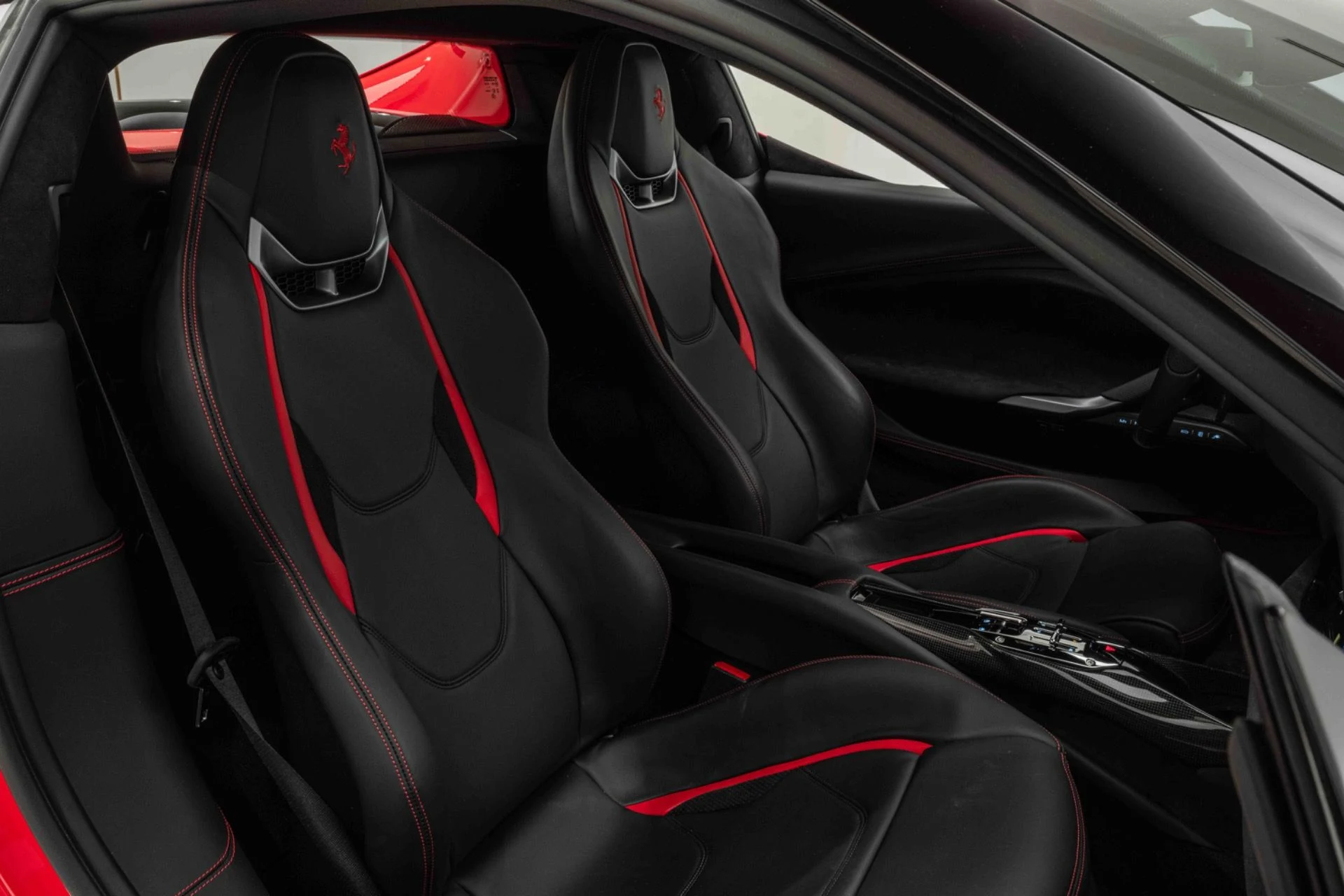 mph025_4201964524_Used_2025_Ferrari_296_GTB_1774025097_b737d71bd5