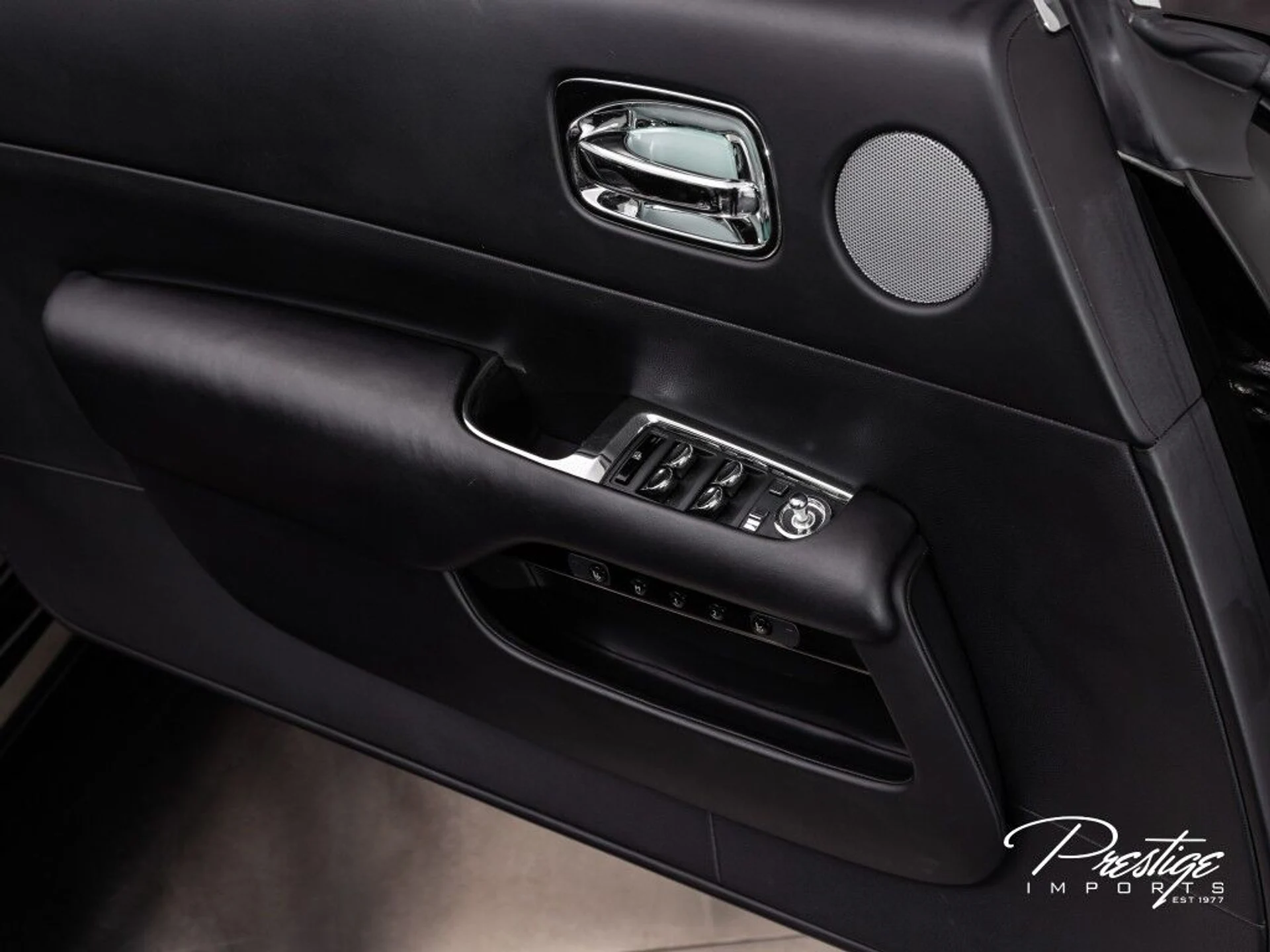 mph025_4208537928_535ea1828387cc19967b608deb8a0db1_d35e91efb8