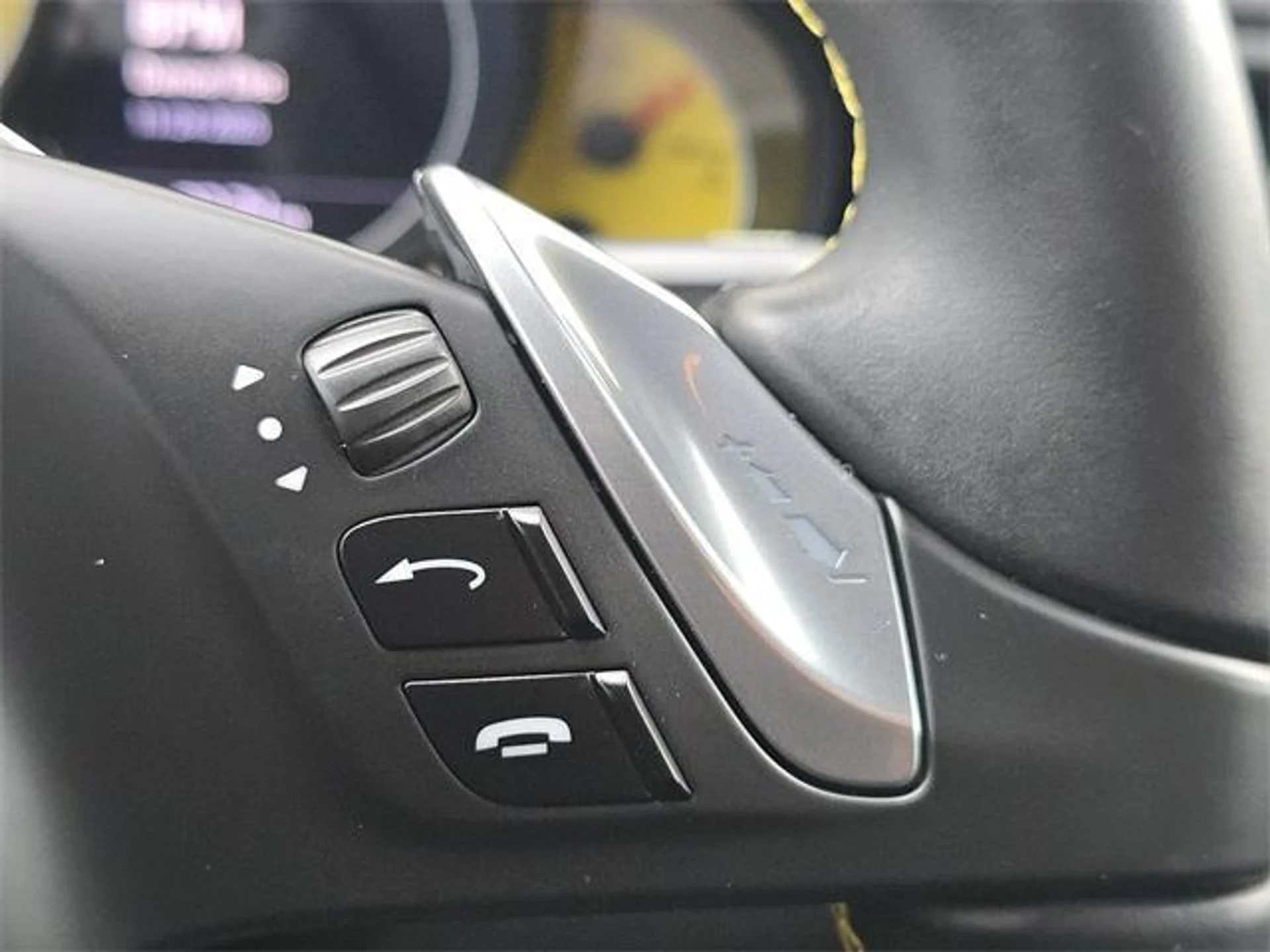 mph025_4213669270_My_T4ku_Wk_GC_R82e_Aj_ZL_04_V_Th_Ft_I_6df2a3875a