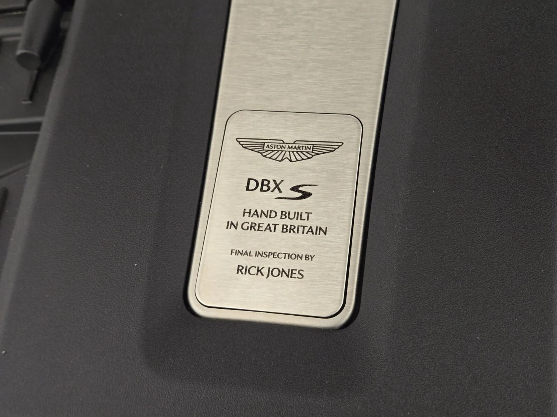 mph025_4215694895_New_2026_Aston_Martin_DBX_S_1780637079_3dd859b958