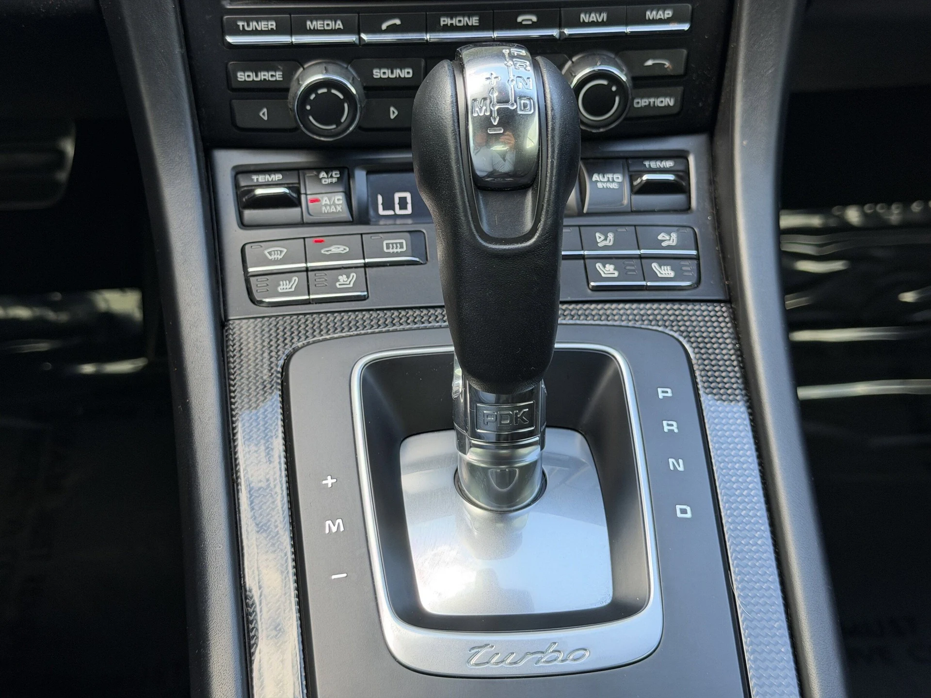 mph025_4216460736_8967559b944365d8c99eee74748a28d1x_897f1aba55