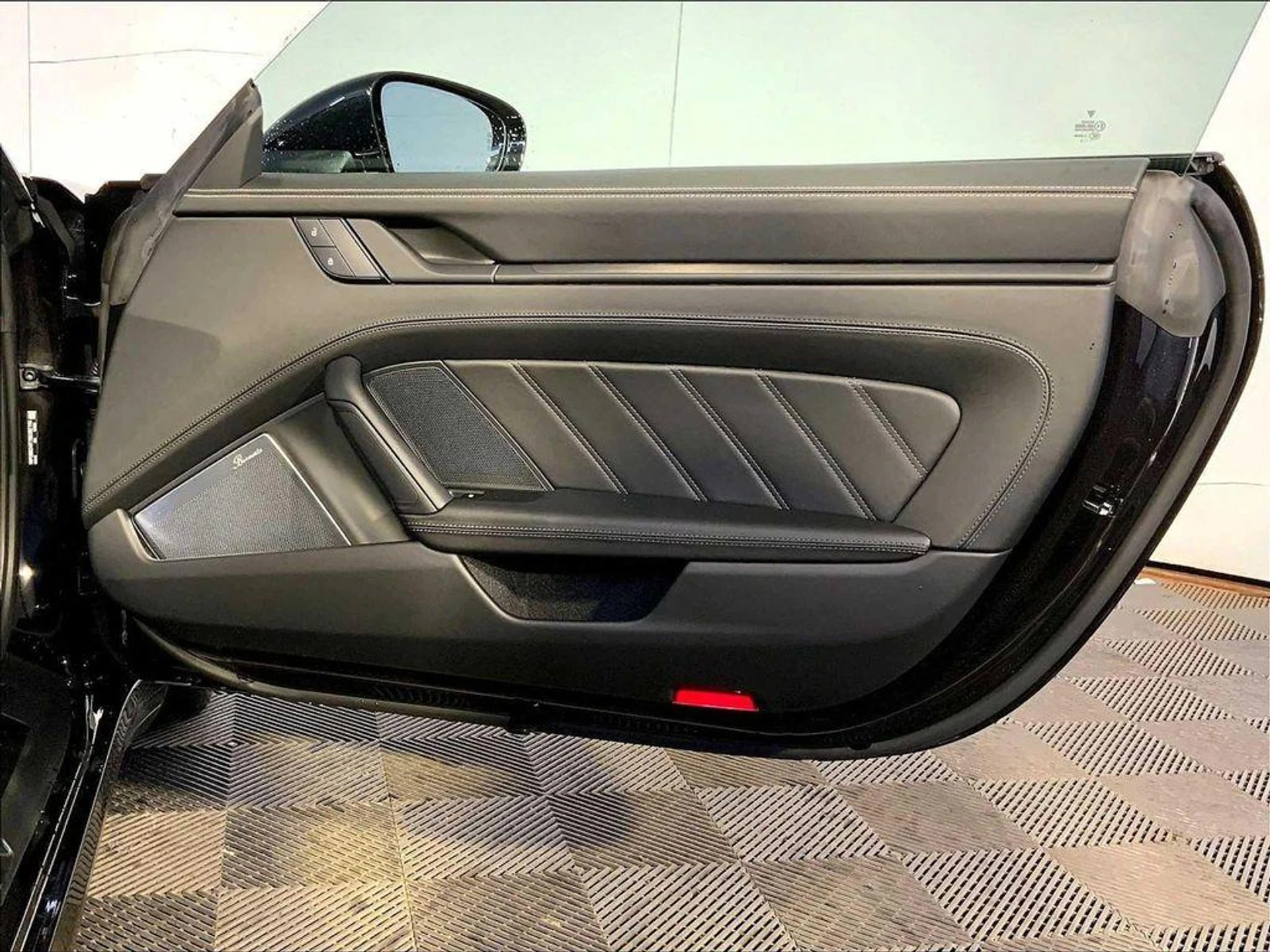 mph025_4219872198_brr_RI_3l1_Miruxkyhs_M_Qta_AU_Qfww_be01aeef19