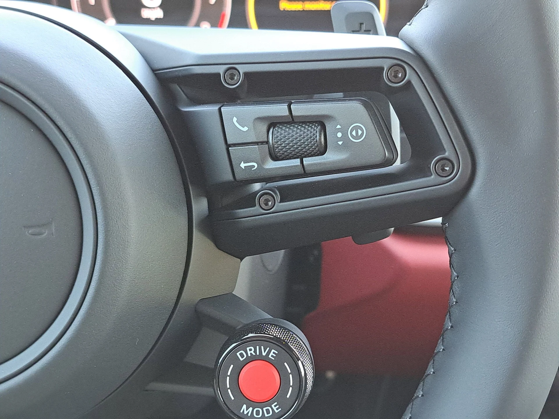 mph025_4231930486_7b5cb906c2bf1bed1ae8c53065192ef6x_a3cd13a3dd