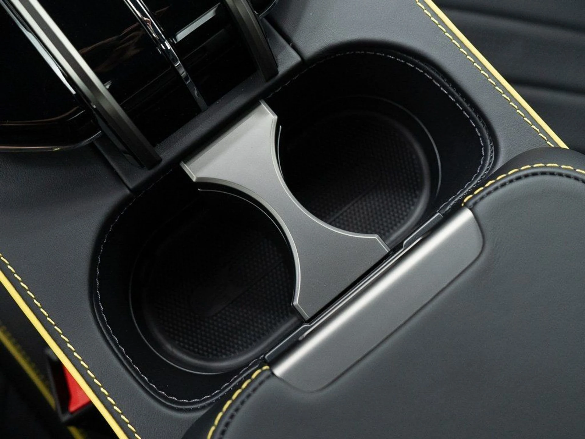 mph025_4270407368_a2e2ccfe37d488cb0c215f6d4ac24e36_2f56d91686